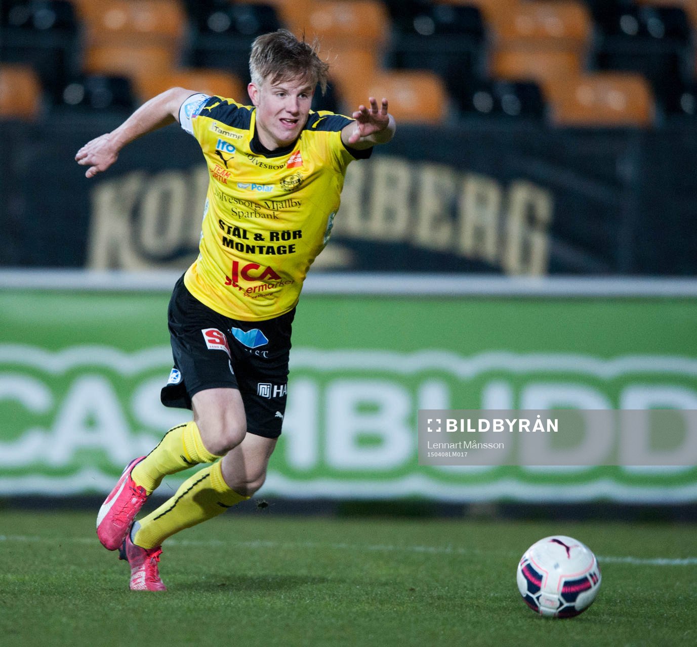 Mjällbys Hampus Bergdahl i matchen i Superettan mellan