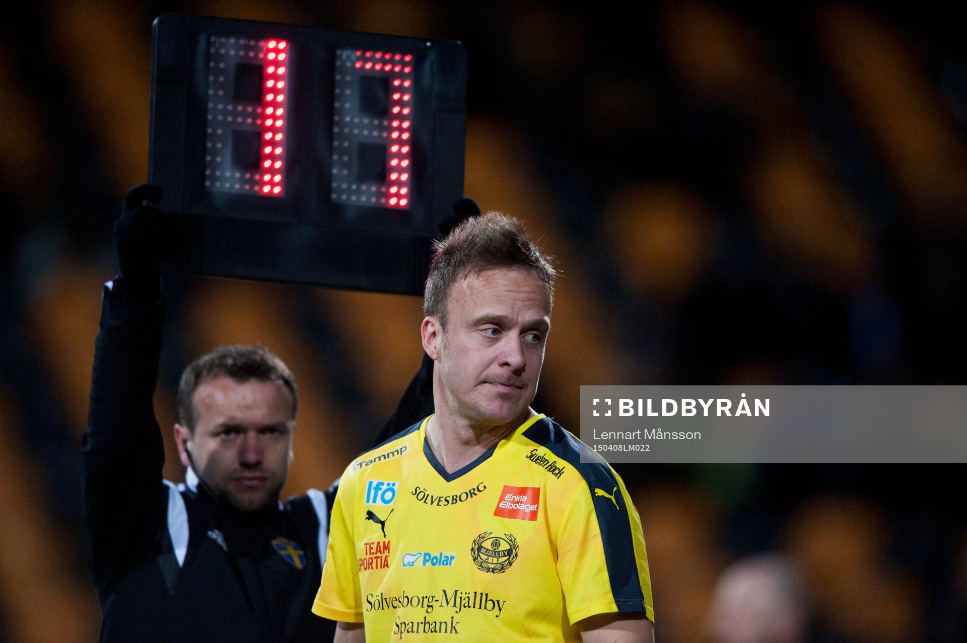 Mjällbys veteran Marcus Ekenberg byts in i matchen i