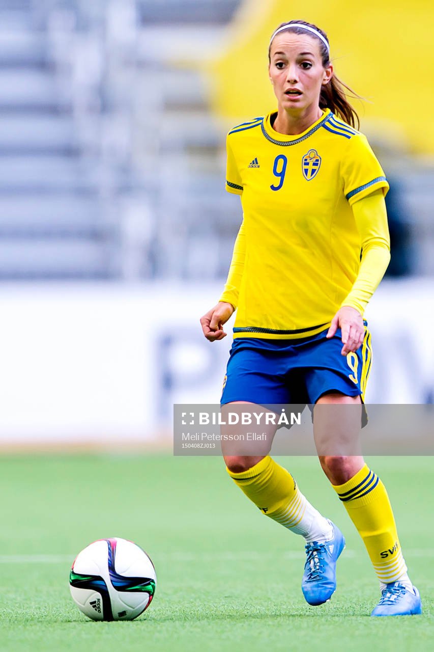 Sveriges Kosovare Asllani