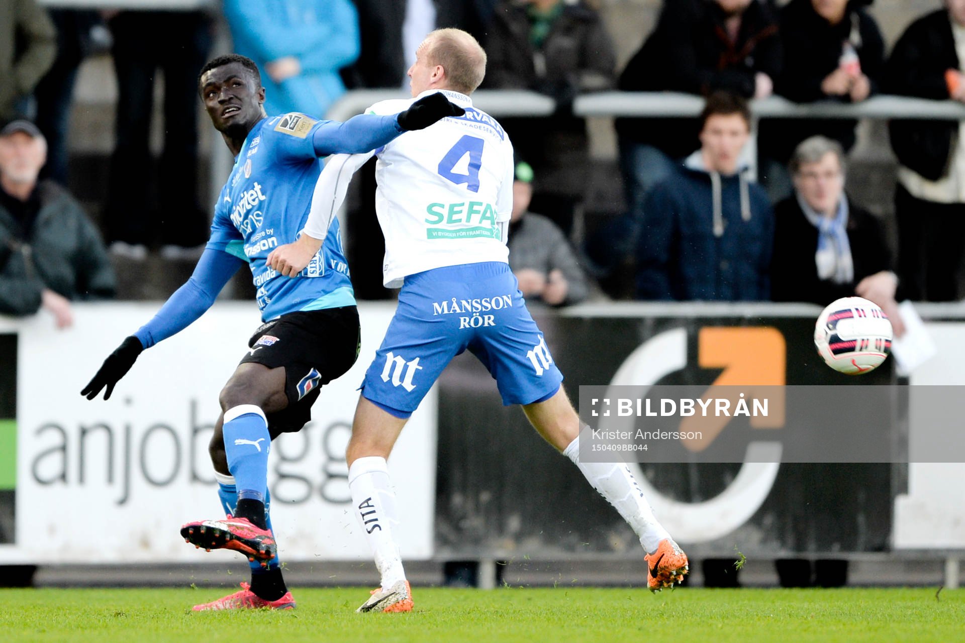 Halmstads Kwame Karikari och Norrköpings Andreas Johansson