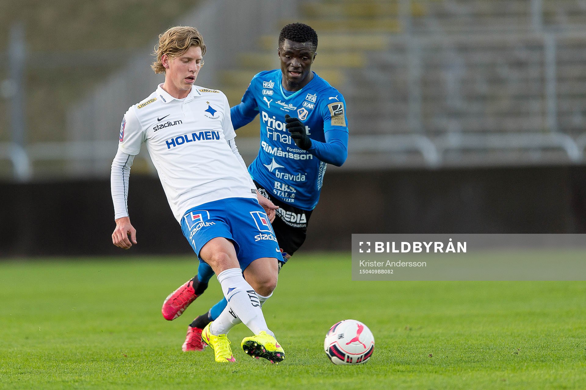 Norrköpings Alexander Fransson och Halmstads Kwame Karikari