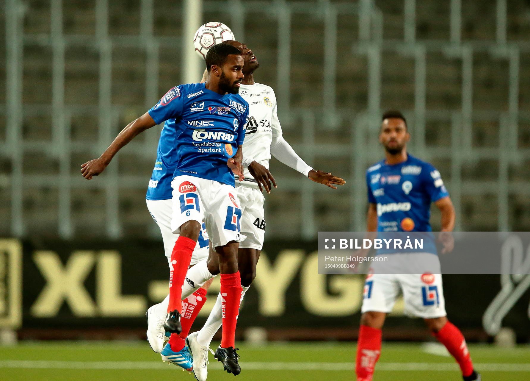 Åtvidabergs Ammar Ahmed under fotbollsmatchen i Allsvenskan mellan Åtvidaberg och GIF Sundsvall den 09 april 2015 i Åtvidaberg.