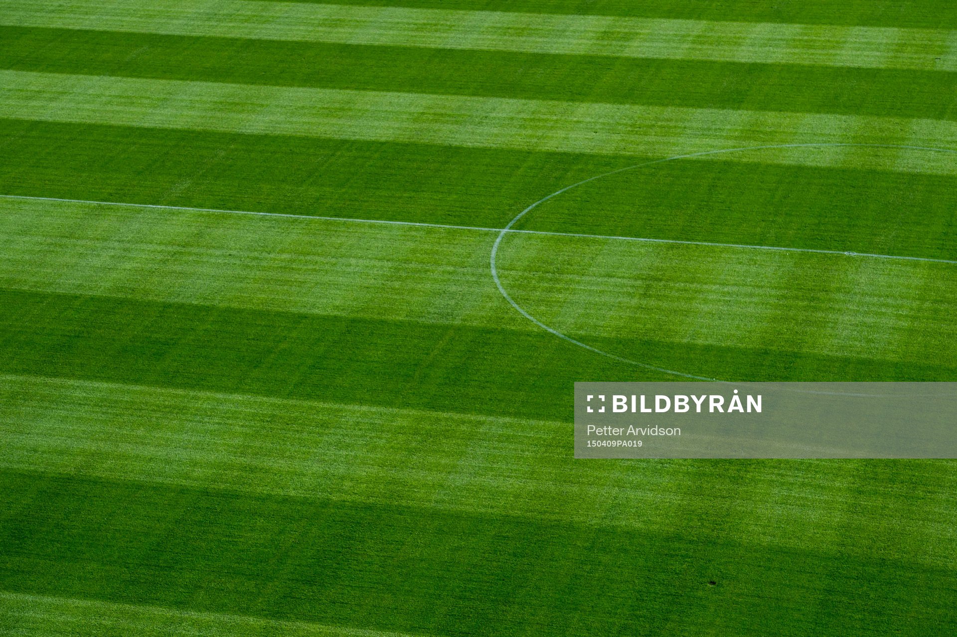 Gräset på Swedbank Stadion inför fotbollsmatchen i Allsvenskan mellan Malmö FF och AIK den 9 april 2015 i Malmö.