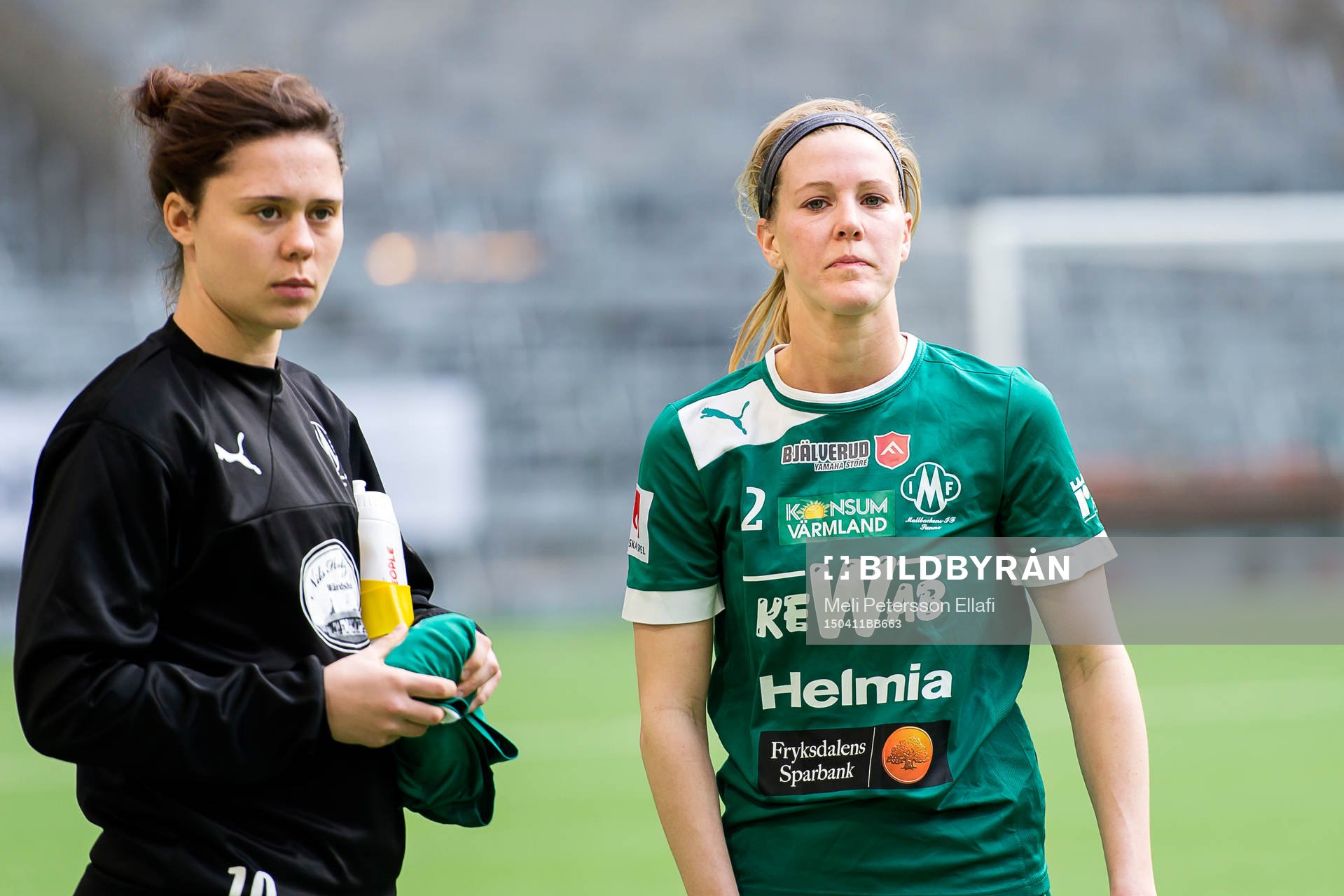 Mallbackens Zoe Ness och Tessa Gavilsky deppar