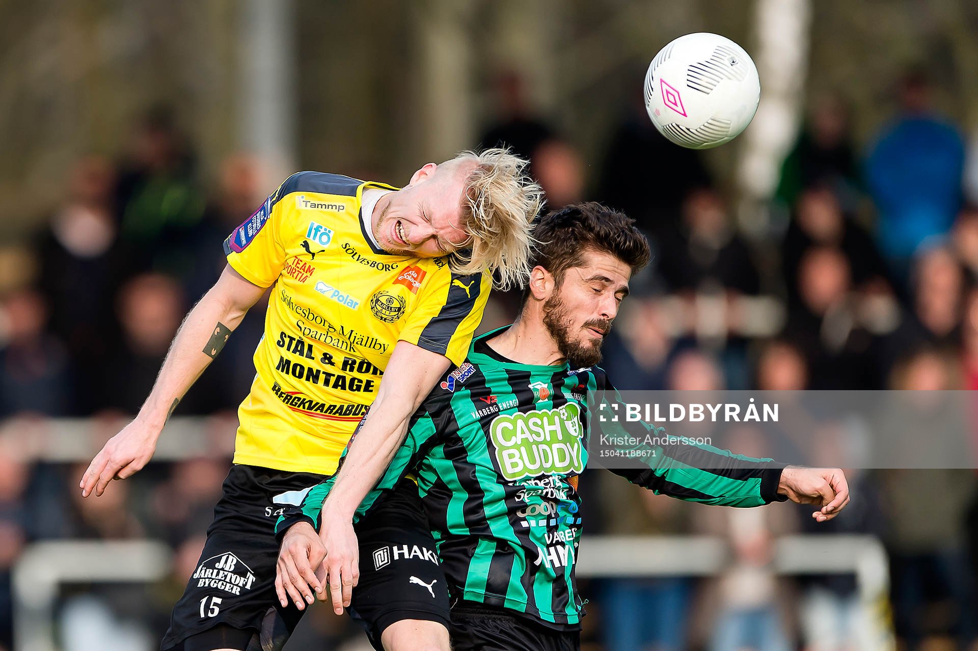 Mjällbys Robin Cedergren och Varbergs Ajsel Kujovic