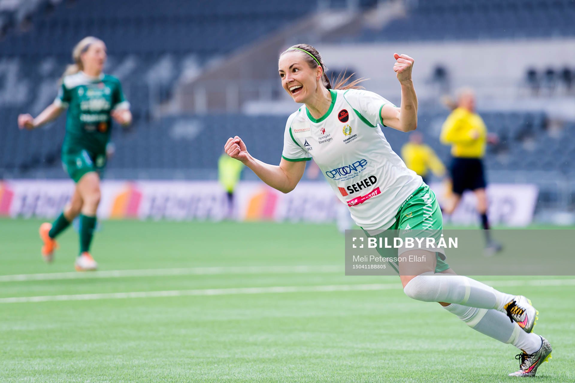 Hammarbys Elina Johansson jublar
