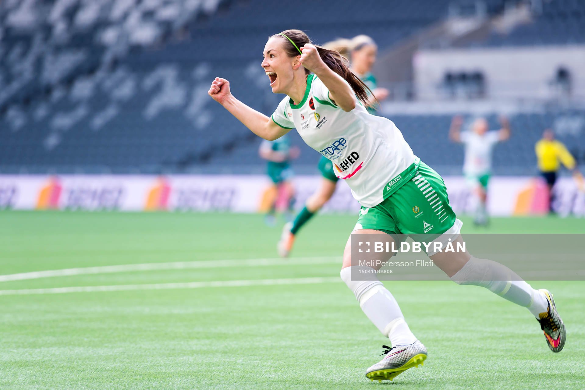 Hammarbys Elina Johansson jublar