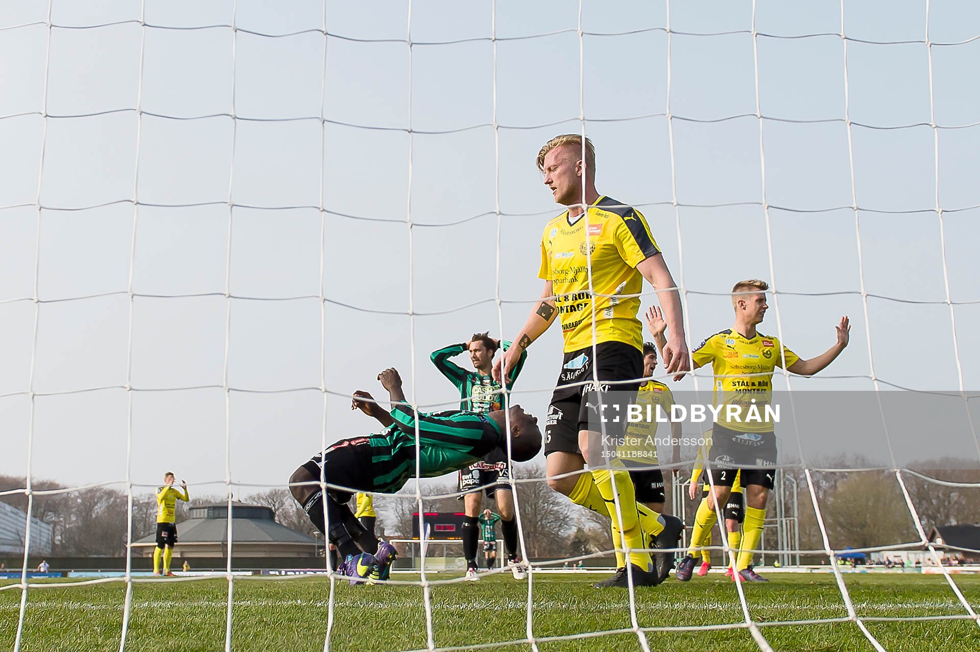 Varbergs Nsima Peter nickar över och deppar