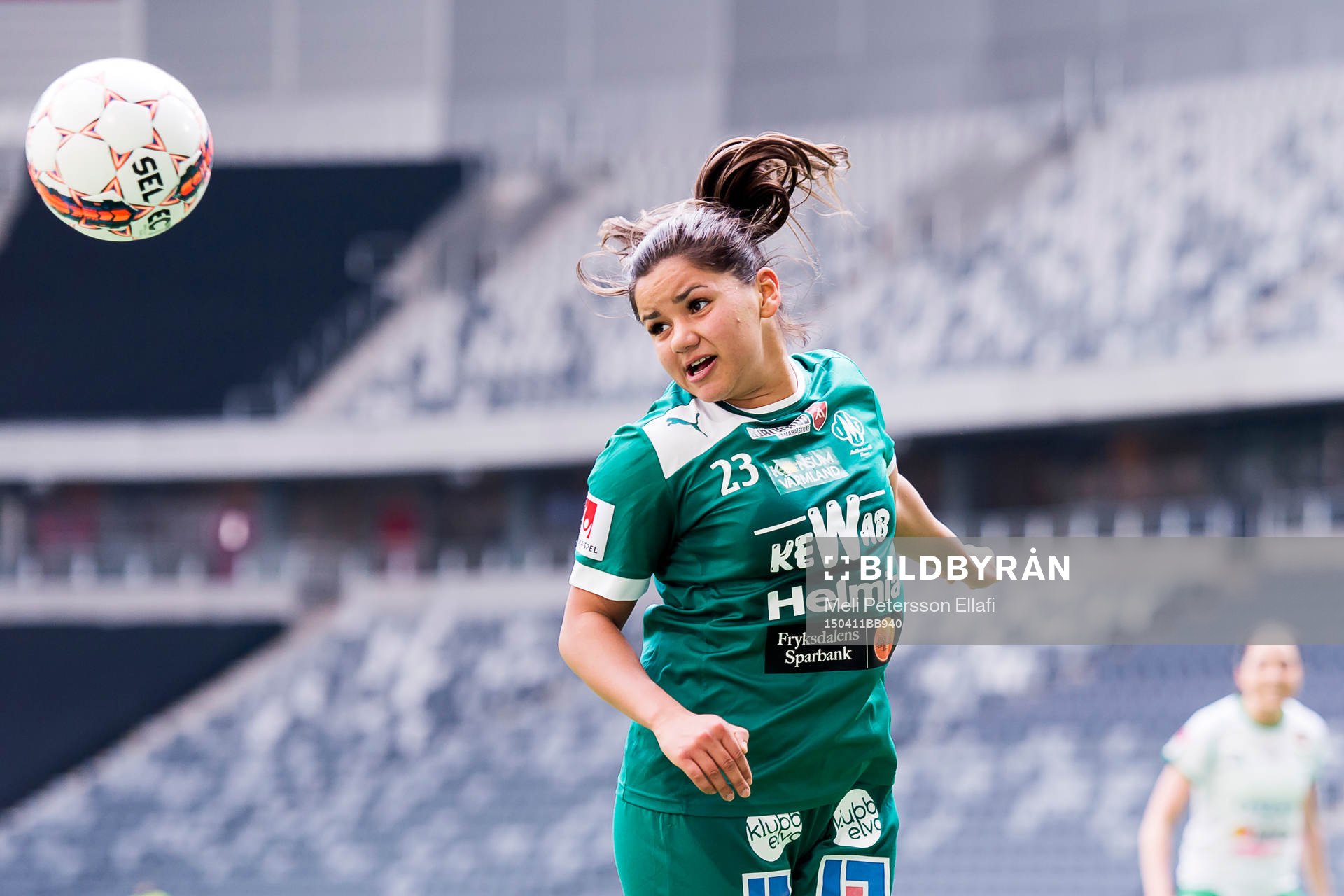 Mallbackens Sabrina Henkrisskon under fotbollsmatchen i Damallsvenskan mellan Hammarby och Mallbacken den 11 april 2015 i Stockholm.