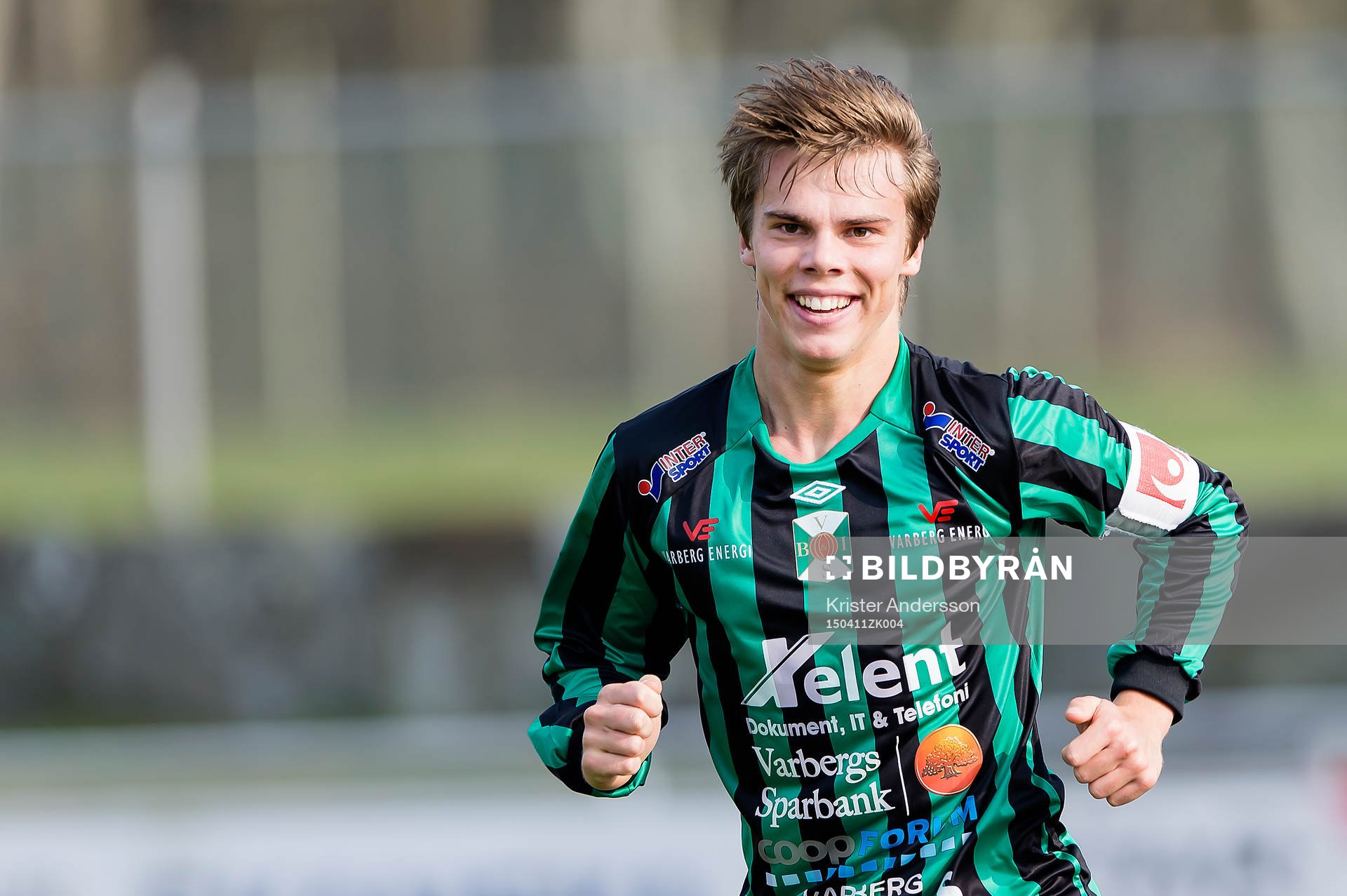Varbergs Elias Andersson under fotbollsmatchen i Superettan mellan Varberg och Mjällby den 11 april 2015 i Varberg.
