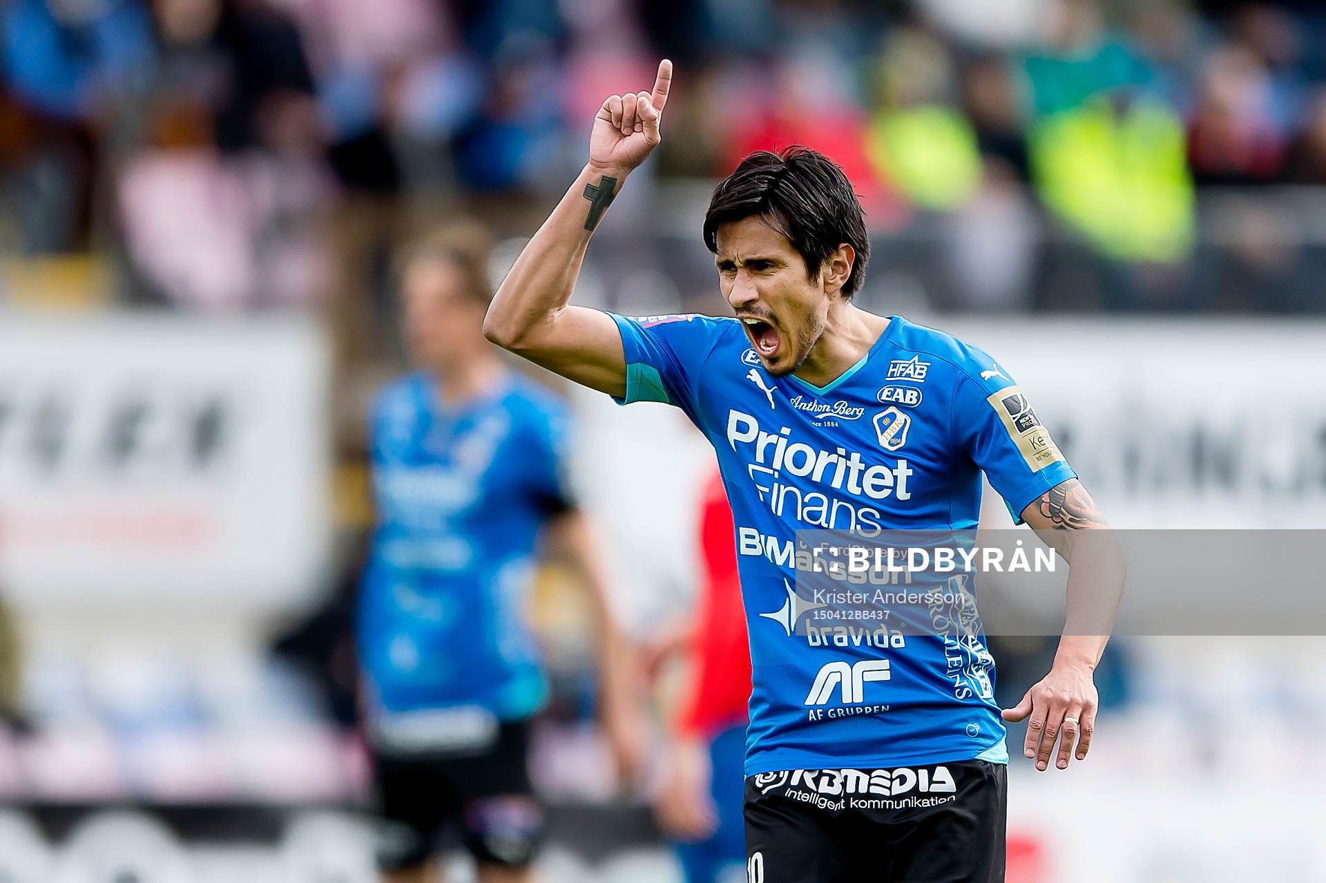 Halmstads Antonio Rojas deppar och skriker åt sina