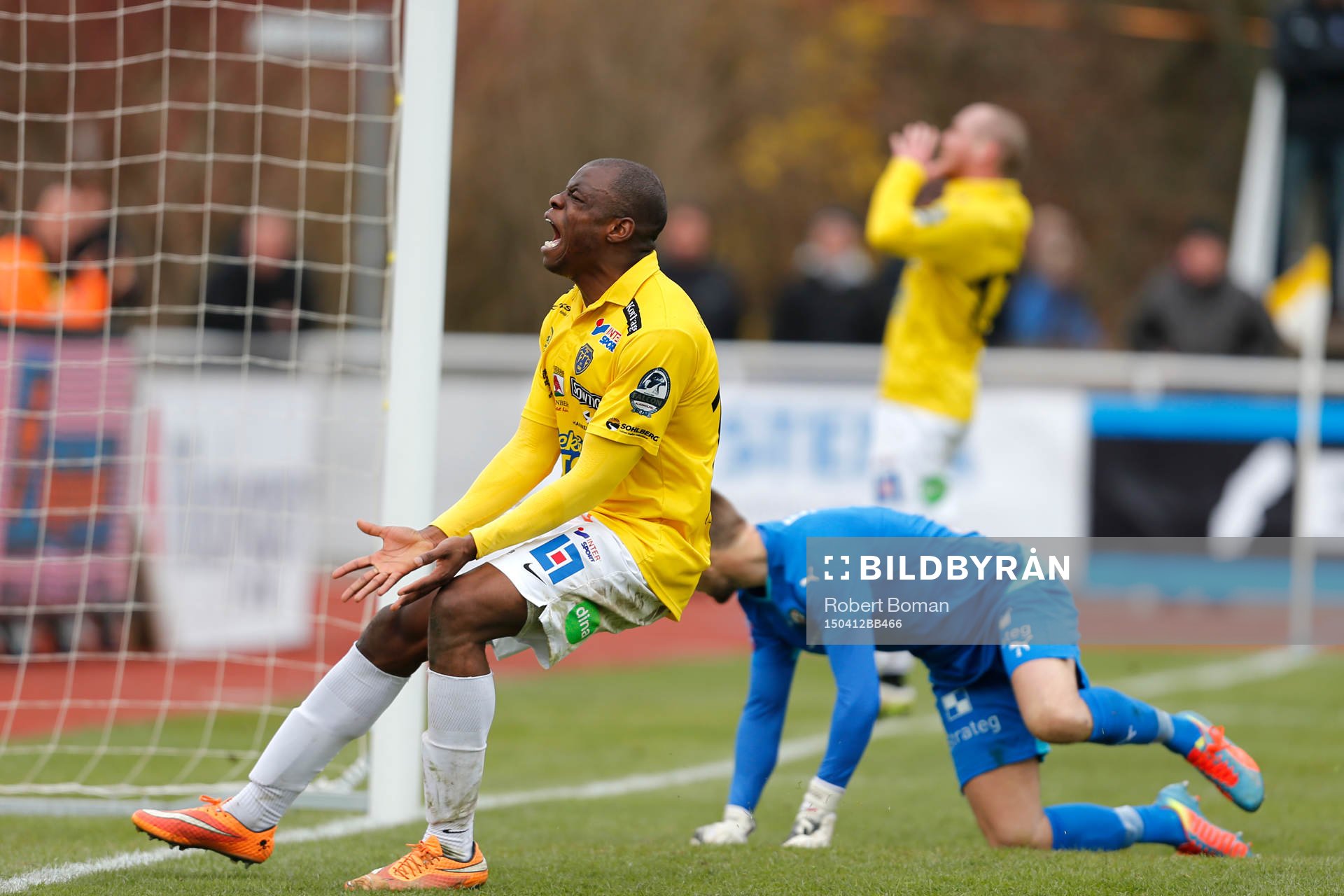 Falkenbergs Hakeem Araba skriker ut sin besvikelse