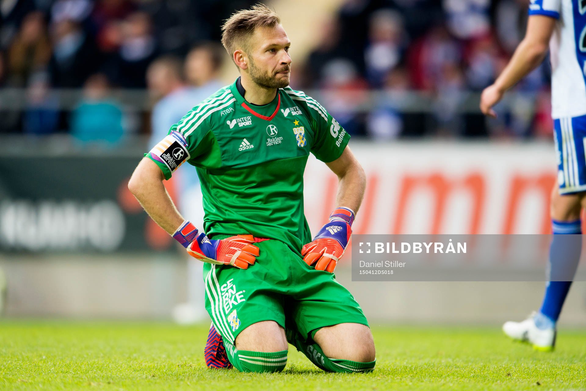 IFK Göteborgs målvakt John Alvbåge deppar