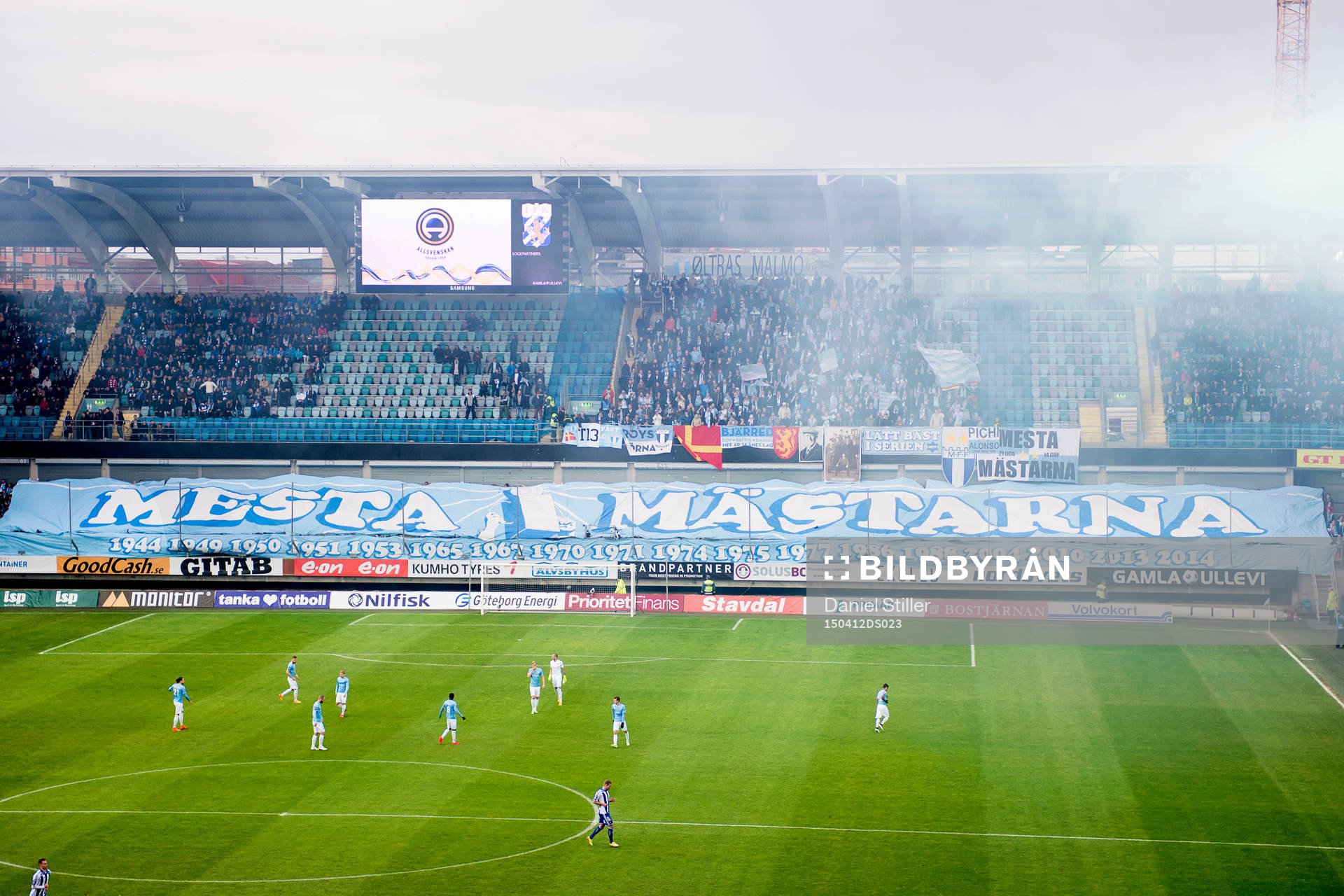 Malmö FFs tifo under fotbollsmatchen i Allsvenskan mellan IFK Göteborg och Malmö FF den 12 april 2015 i Göteborg.