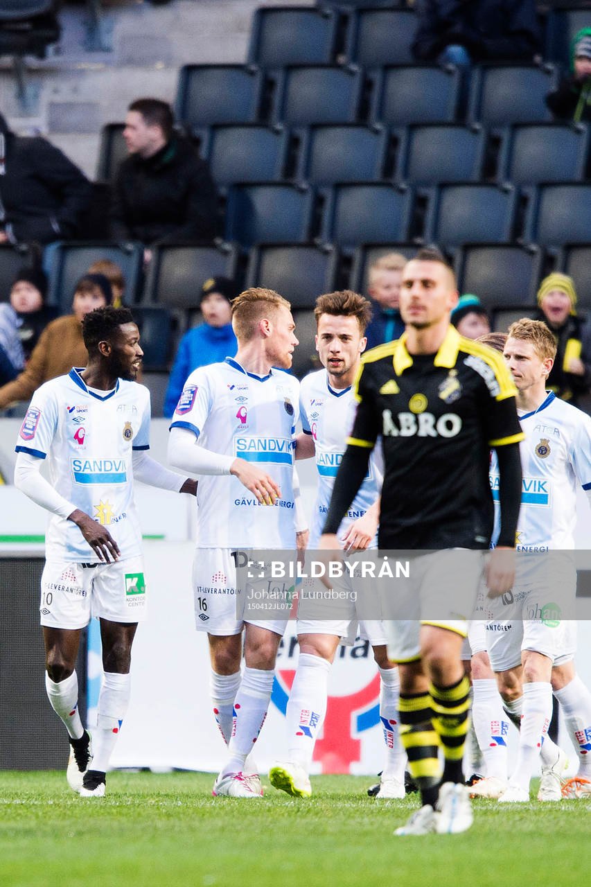 Gefles spelare jublar