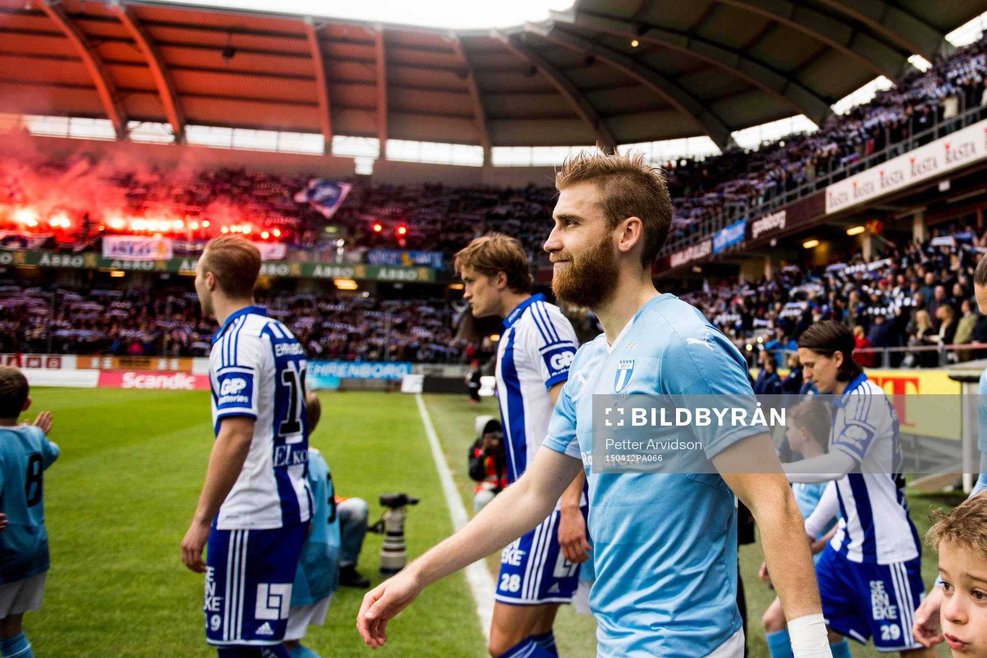 Malmö FFs Rasmus Bengtsson gör entré