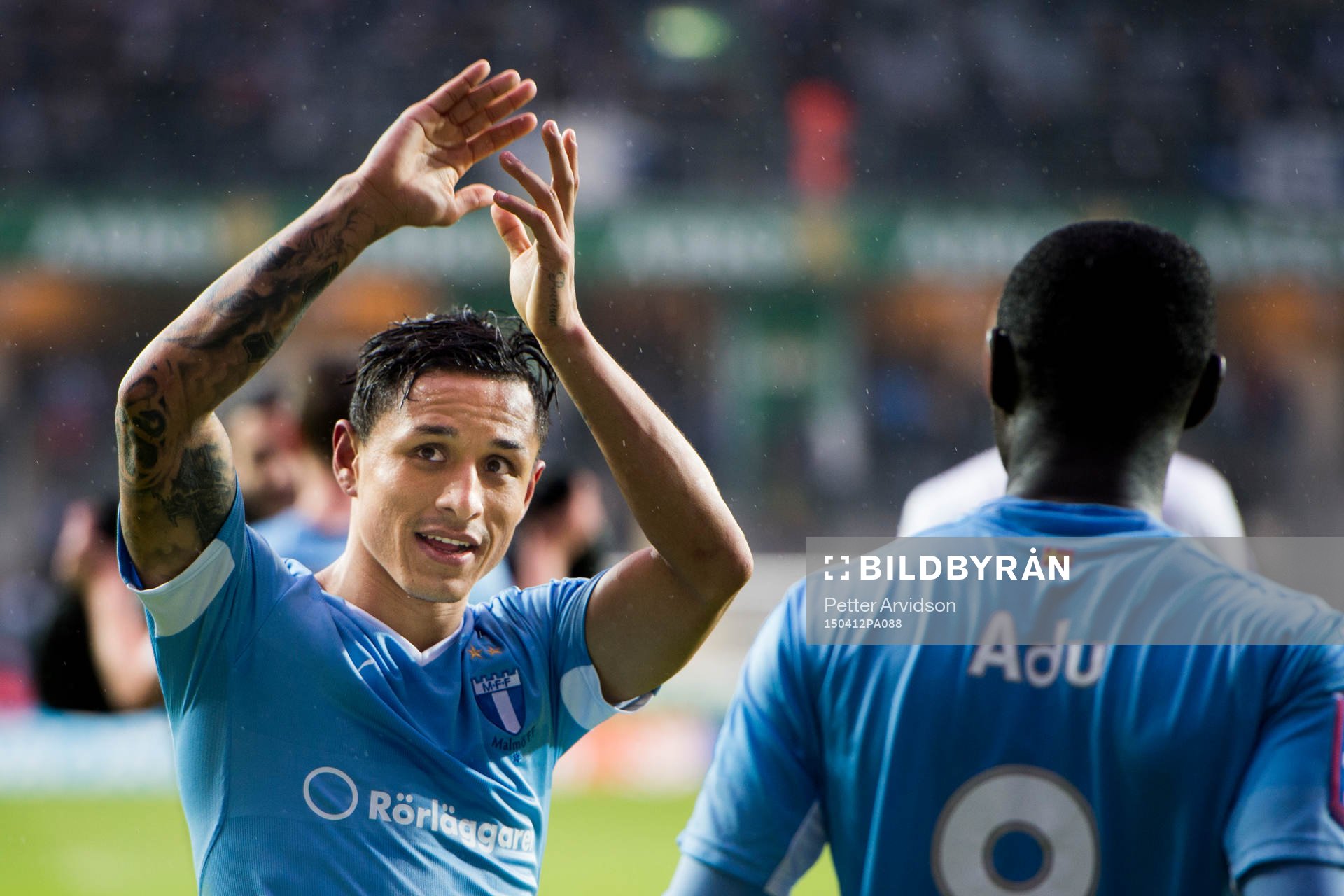 Malmö FFs Victor Yoshimar Yotun Flores jublar