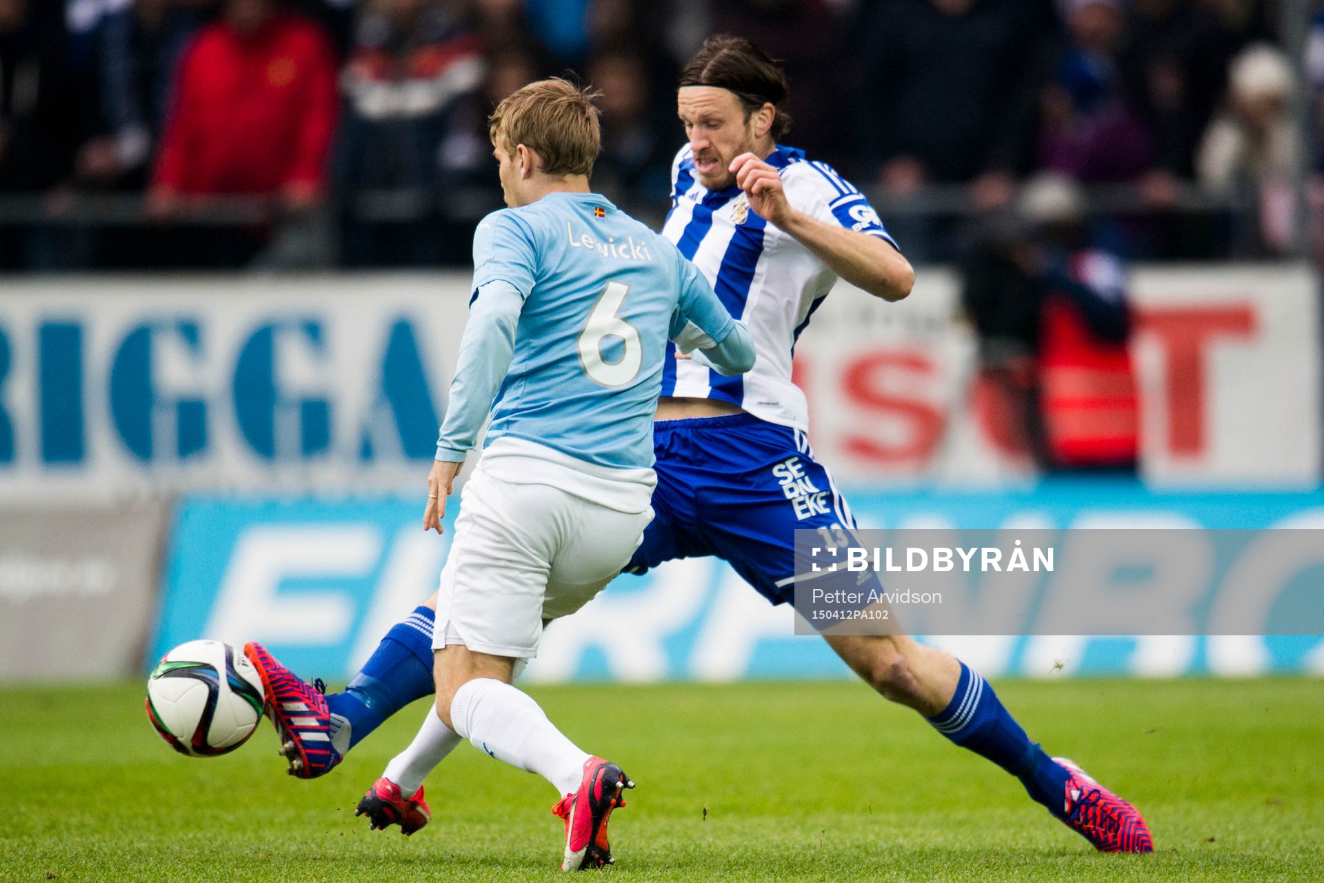 Malmö FFs Oscar Lewicki och IFK Göteborgs Gustav Svensson