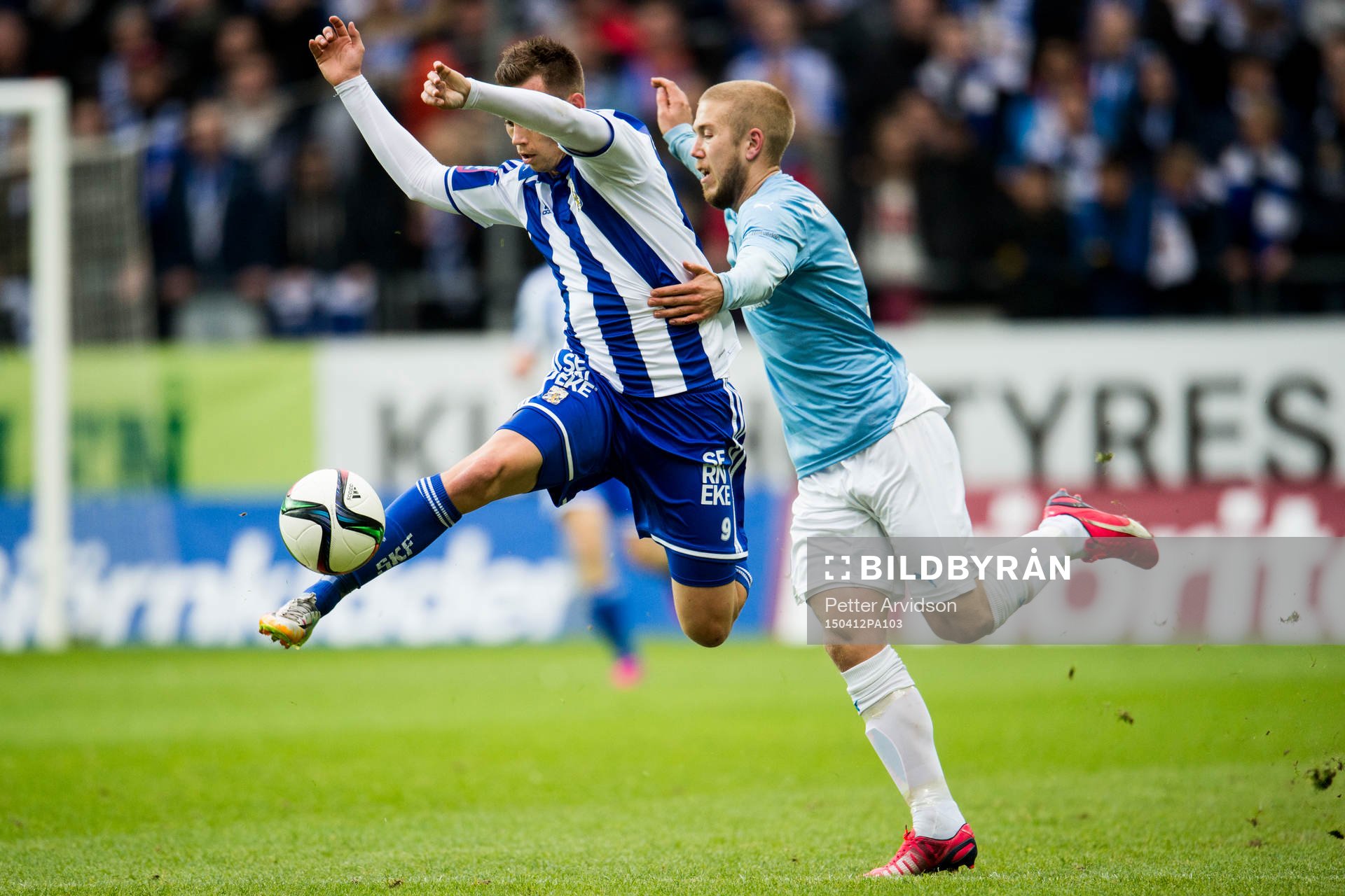 Malmö FFs Anton Tinnerholm och IFK Göteborgs Jakob