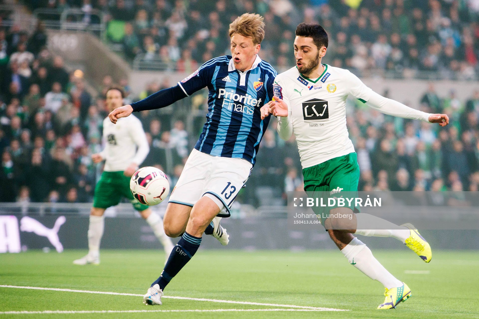 Djurgårdens Emil Bergström och Hammarbys Nahir Besara