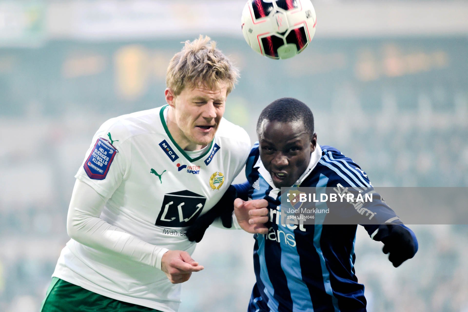 Hammarbys Lars Saetra och Djurgårdens Nyasha Mushekwi
