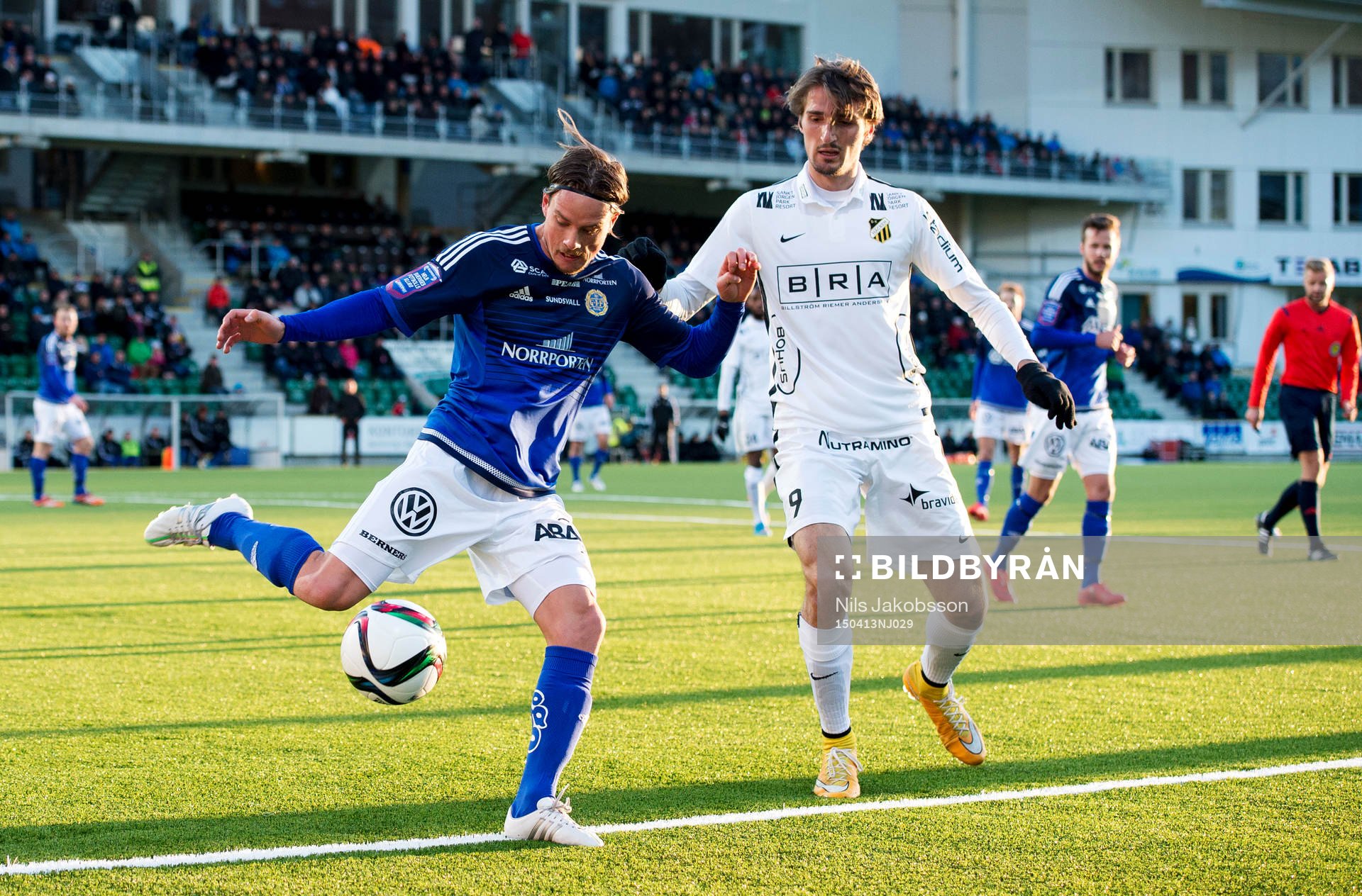 Sundsvalls Eric Larsson och Häckens Dardan Rexhepi