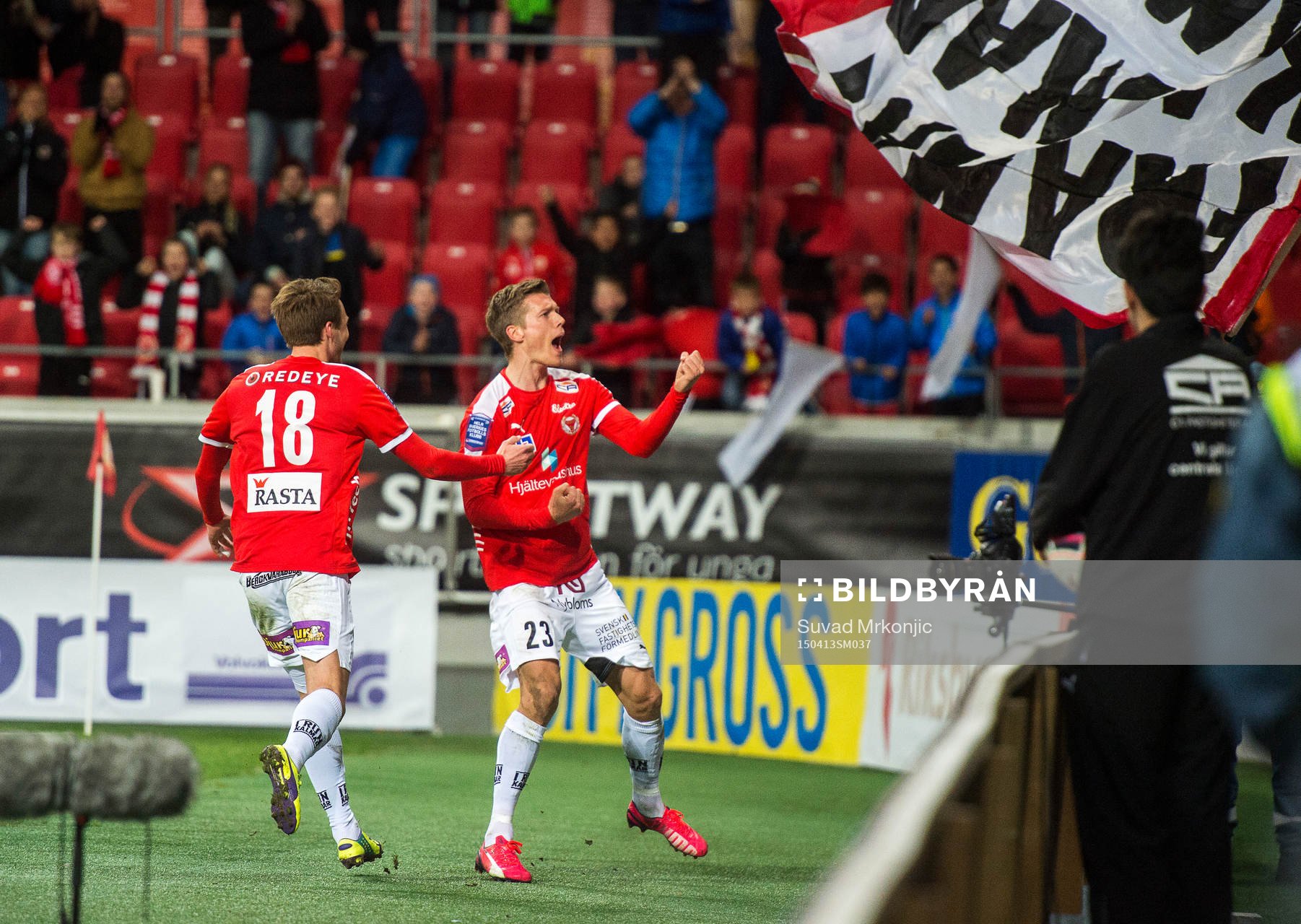 Kalmars Viktor Elm och Tor Øyvind Hovda jublar