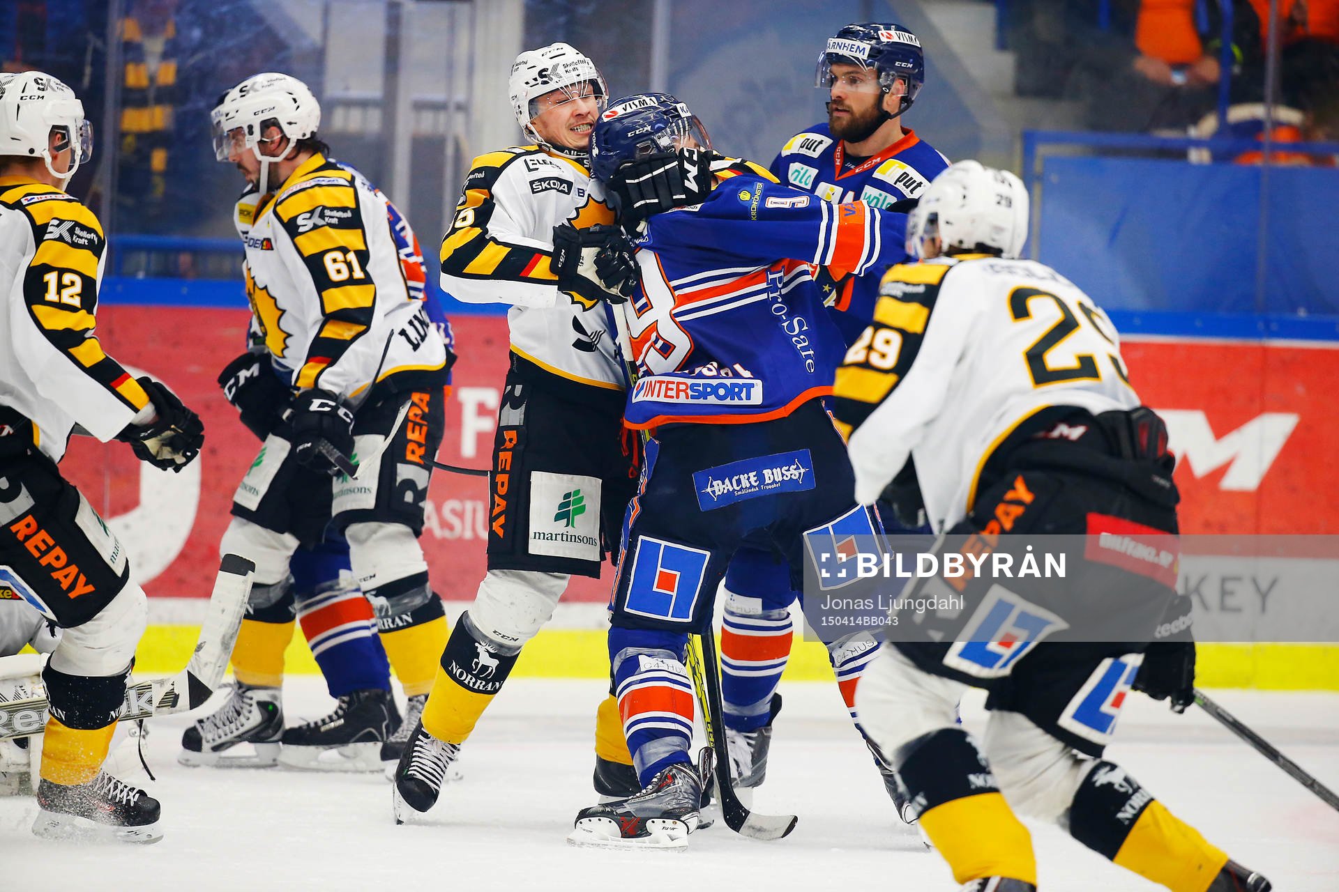Bråk mellan Skellefteås Martin Sevc och Växjös Josh