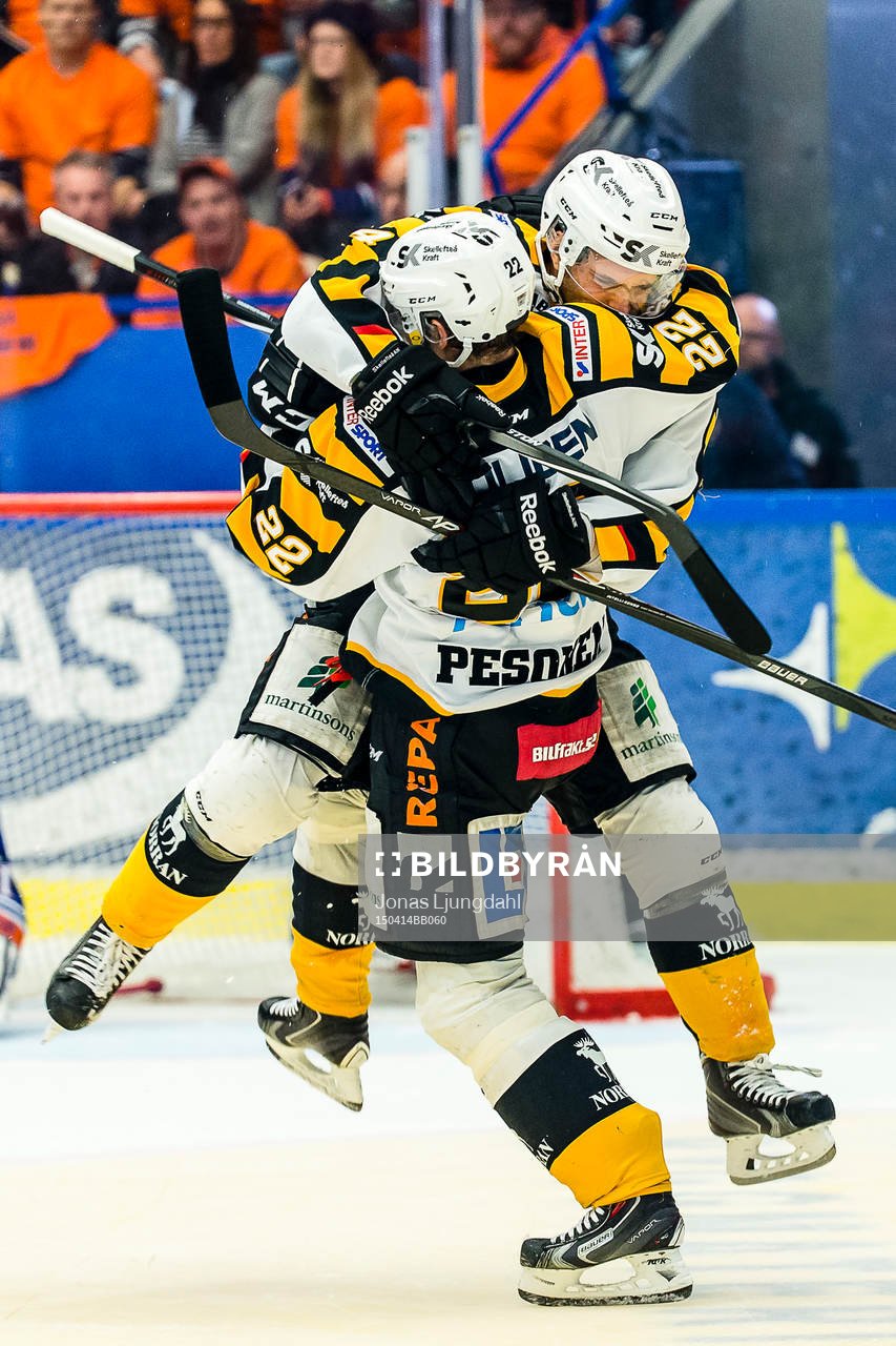 Skellefteås Rob Schremp firas av Janne Pesonen
