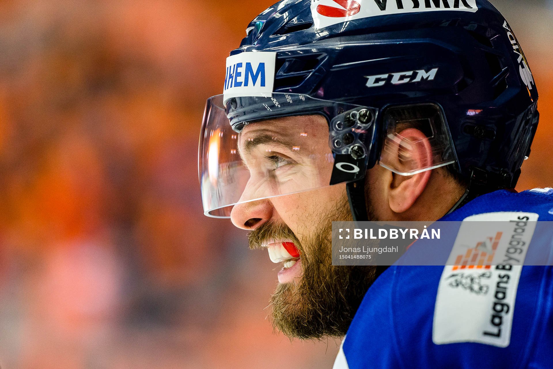 Växjös Noah Welch grinar illa