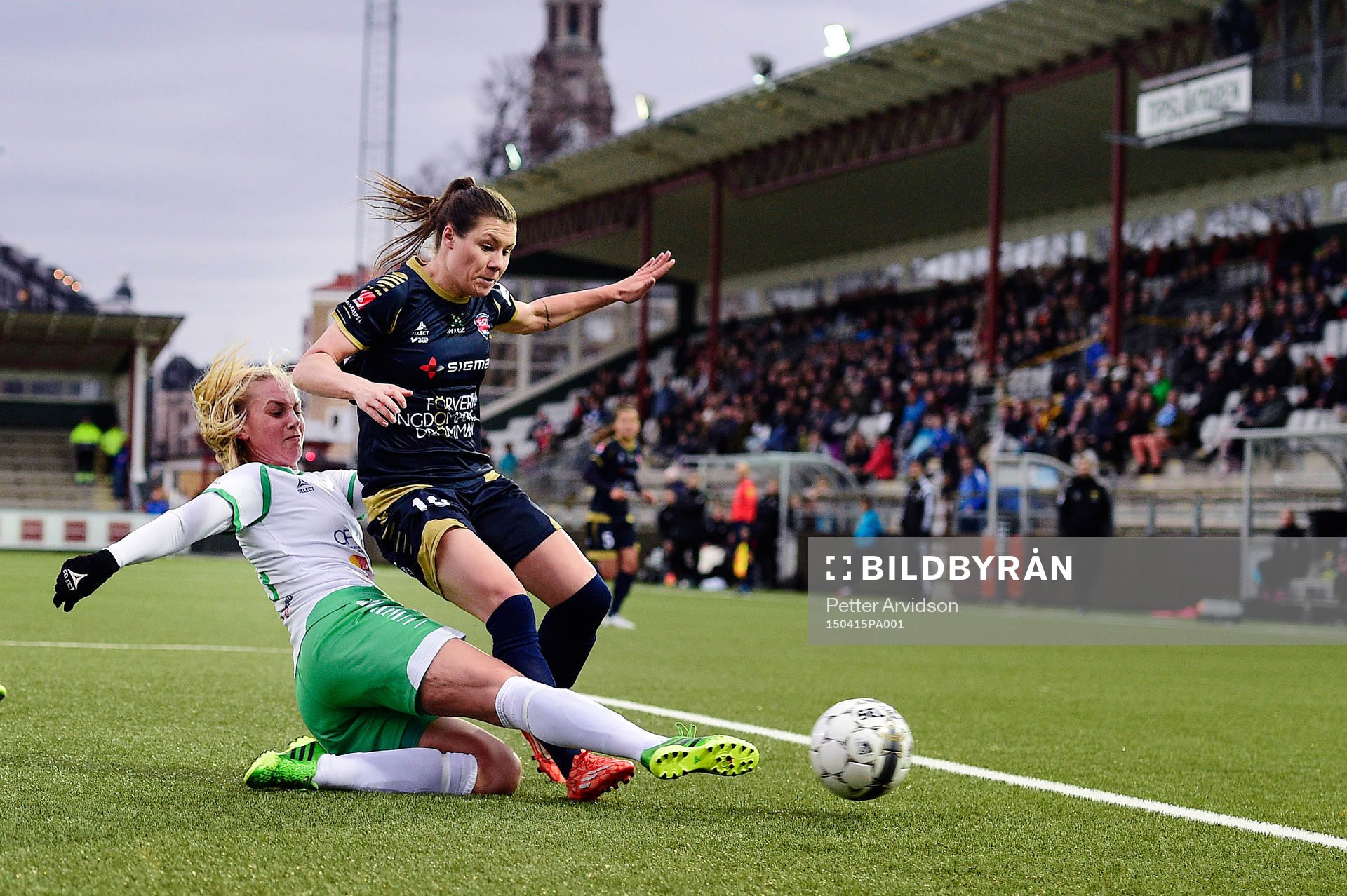 Hammarbys Petronella Ekroth och Rosengårds Ramona Bachmann