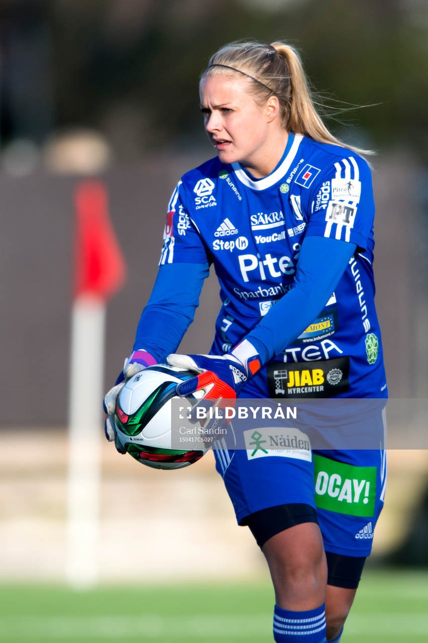 Piteås målvakt Hilda Carlén