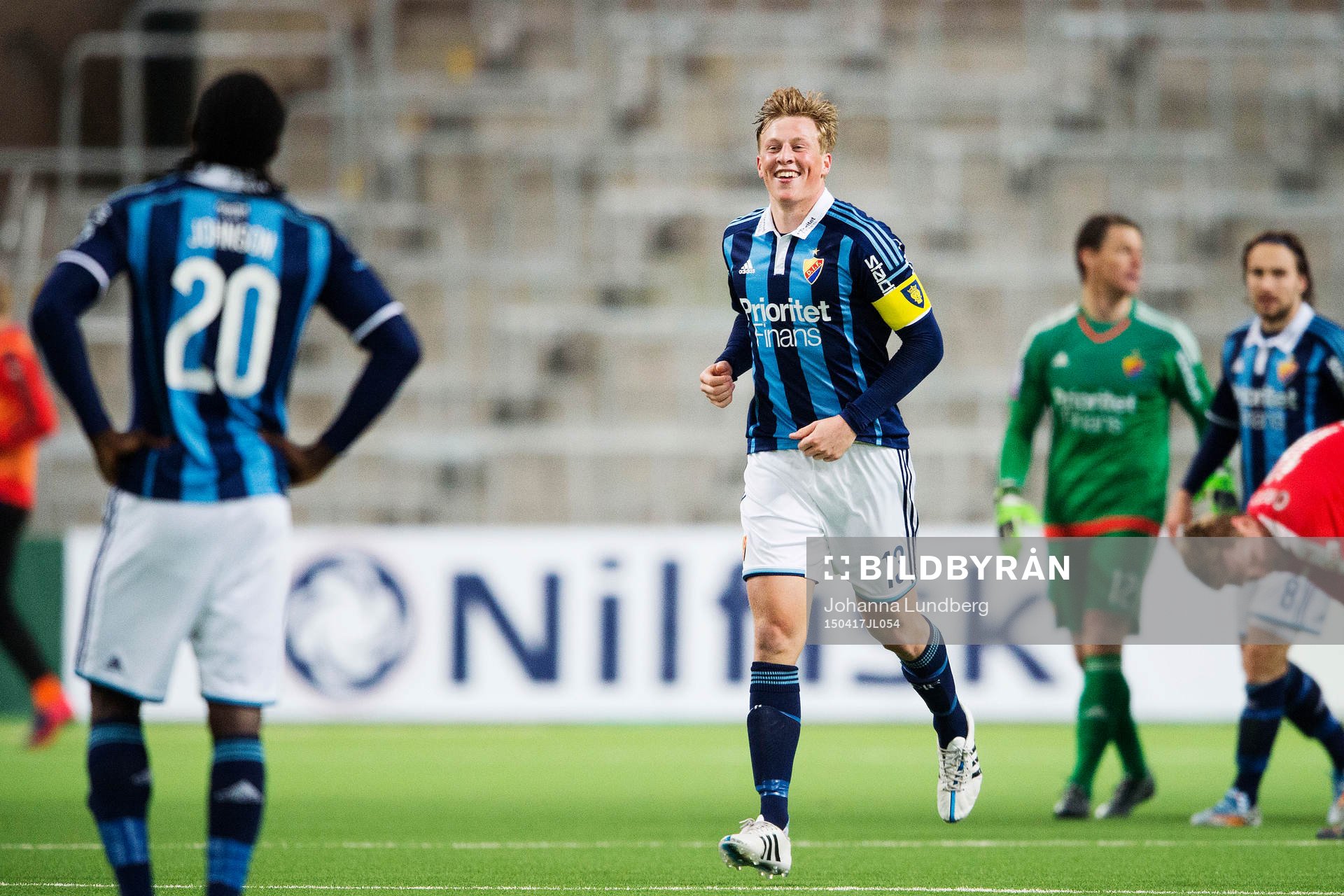 Djurgårdens Emil Bergström jublar