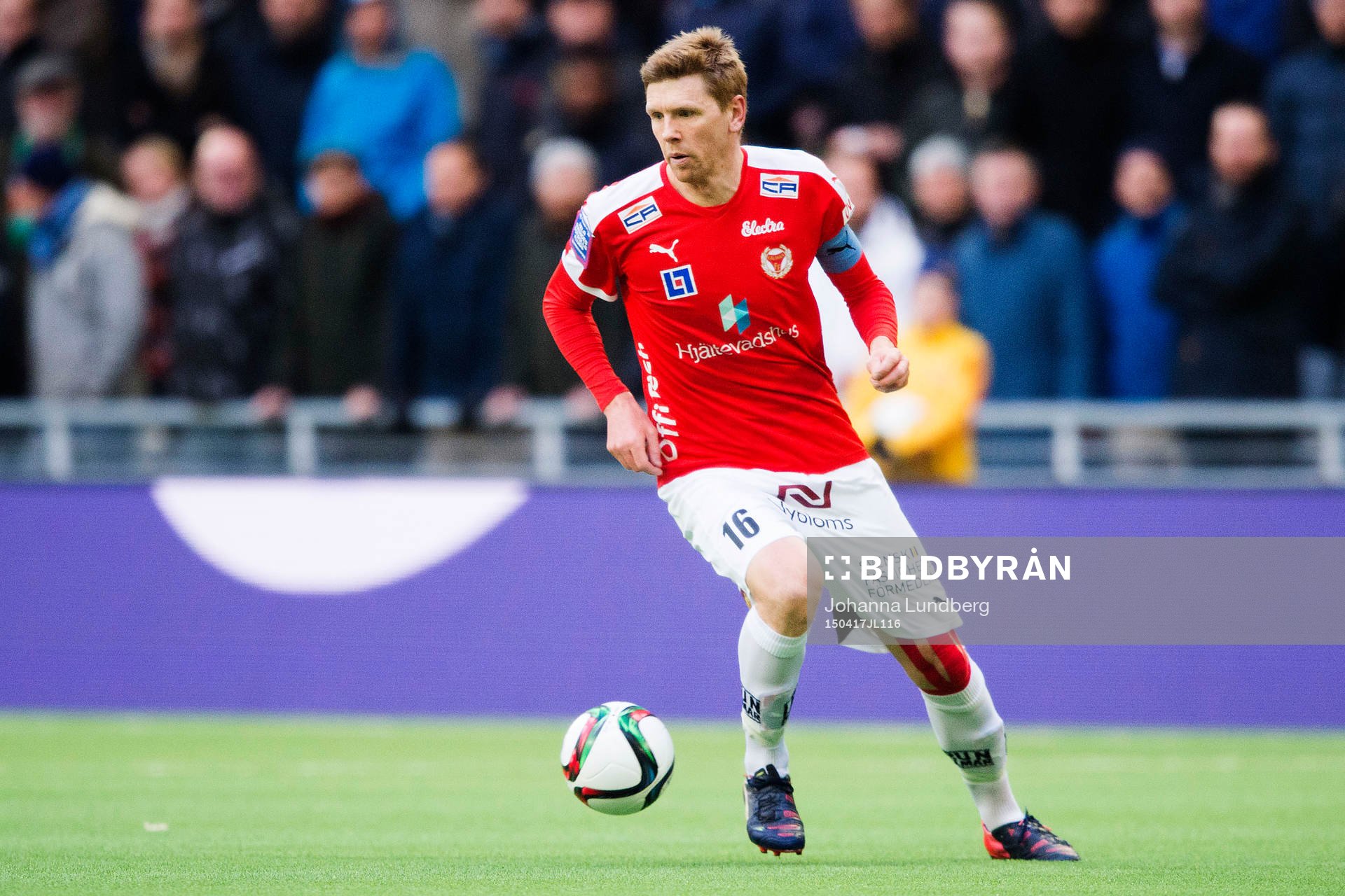 Kalmars David Elm under fotbollsmatchen i Allsvenskan mellan Djurgården och Kalmar den 17 april 2015 i Stockholm.