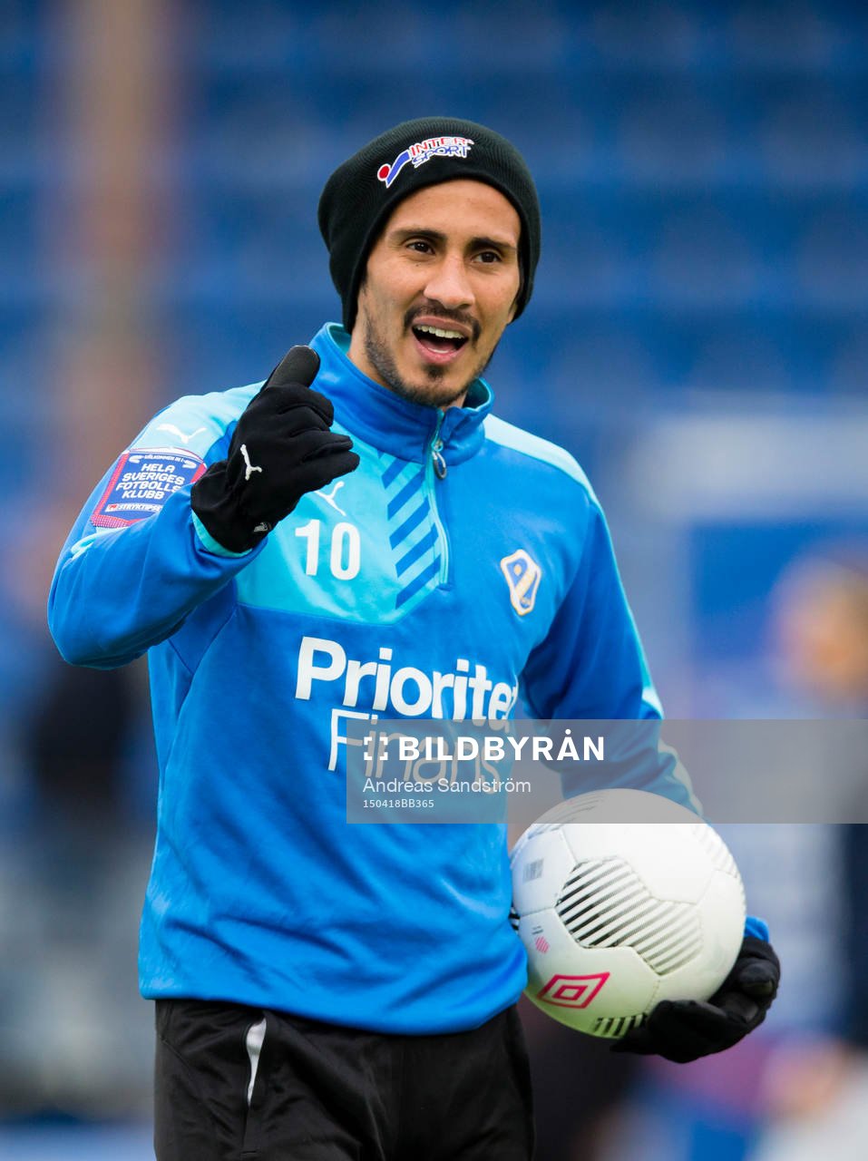 Halmstads Antonio Rojas inför fotbollsmatchen i Allsvenskan mellan Gefle och Halmstad den 18 April 2015 i Gävle. 