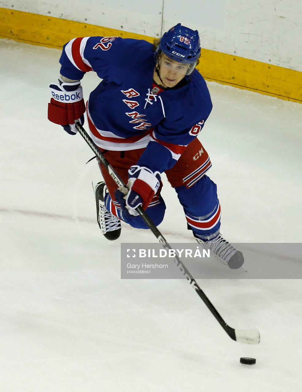 New York Rangers Carl Hagelin skates with the puck against