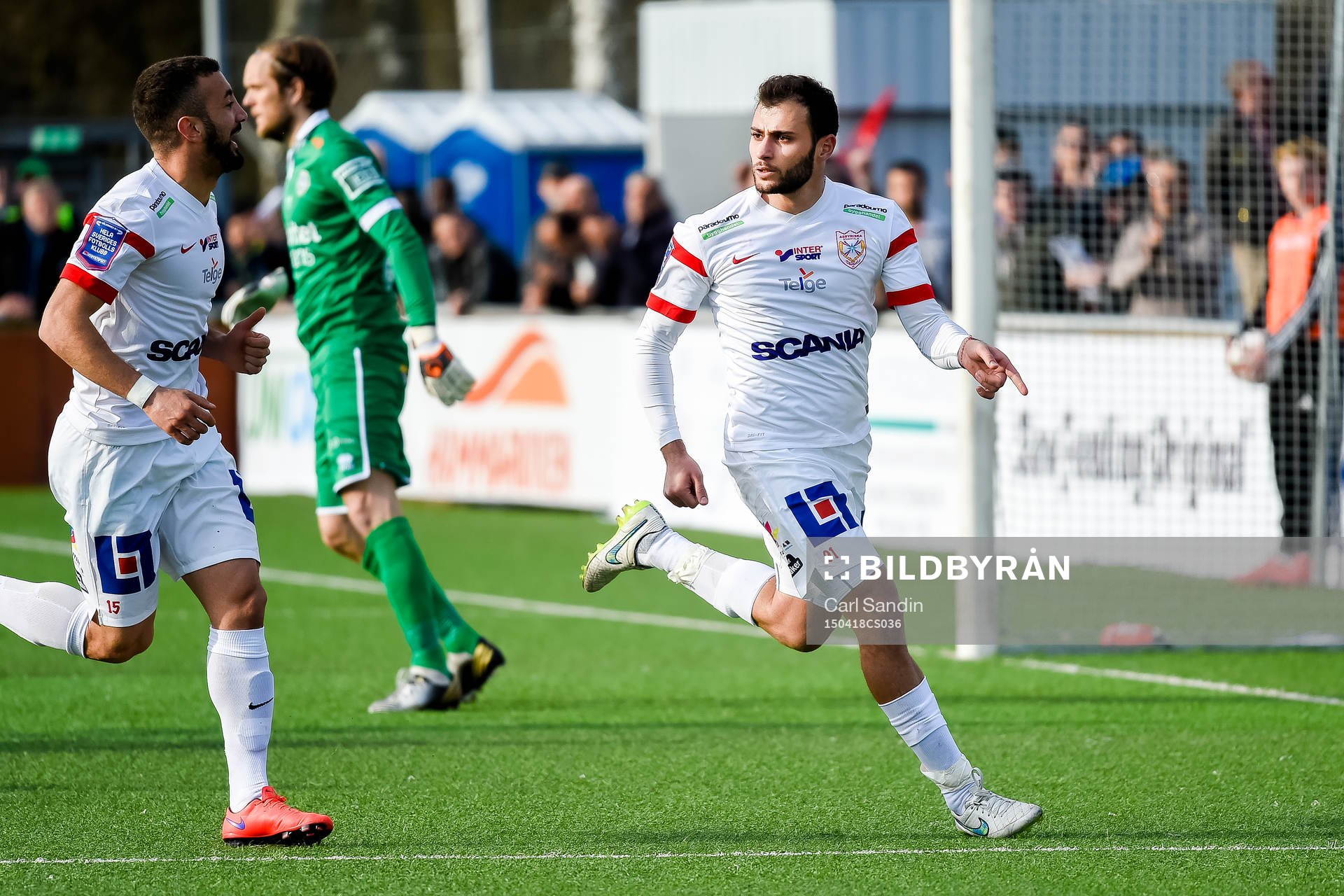 Assyriska Mattias Genc jublar