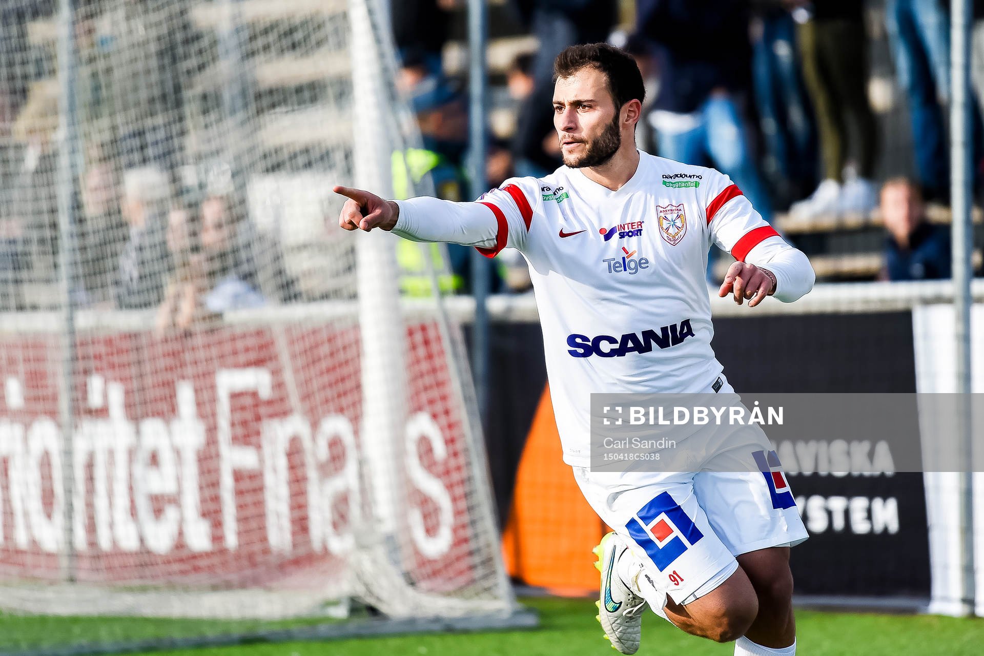 Assyriskas Mattias Genc jublar