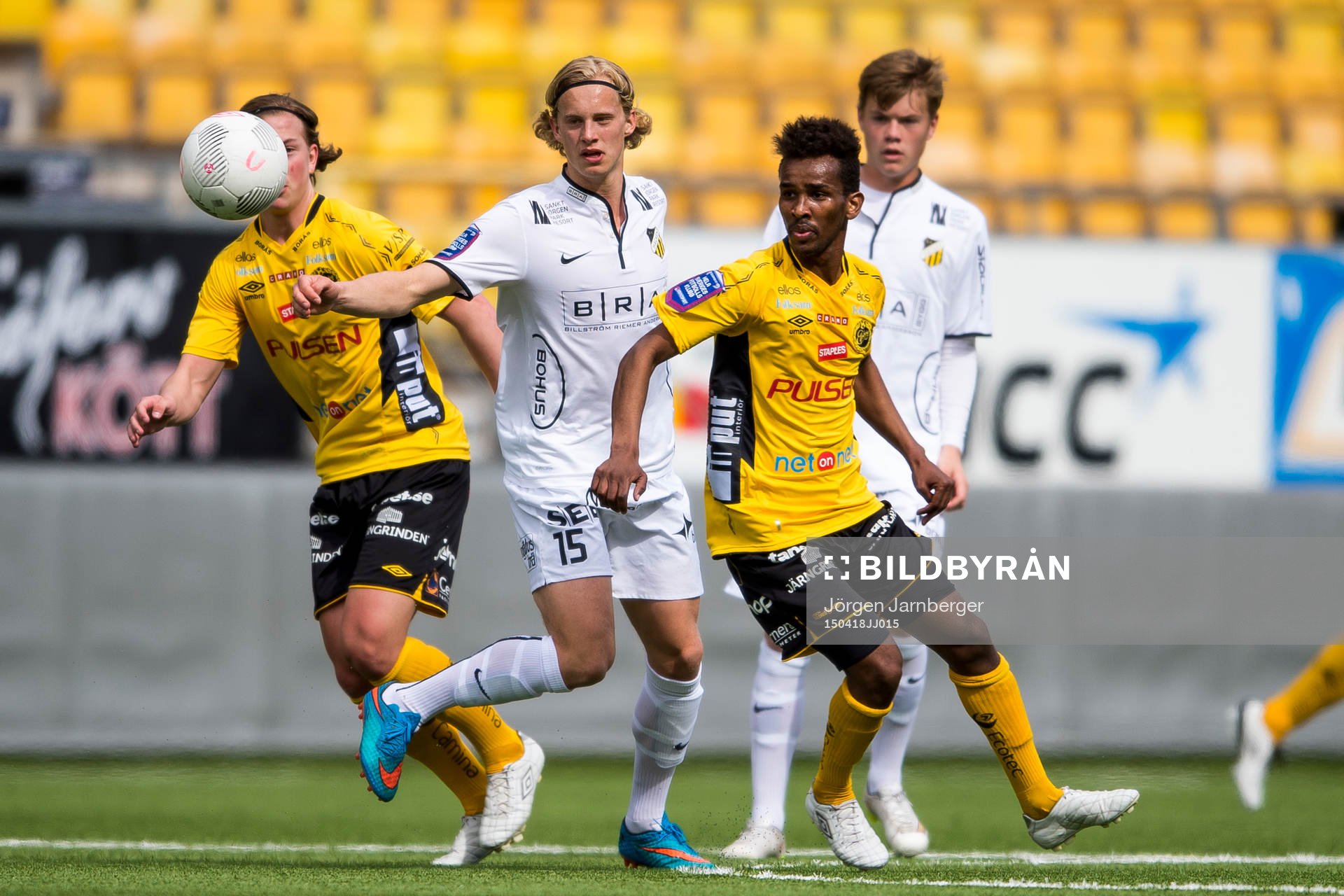 Elfsborgs Aydrus Ibrahim och Häckens Gustav Berggren