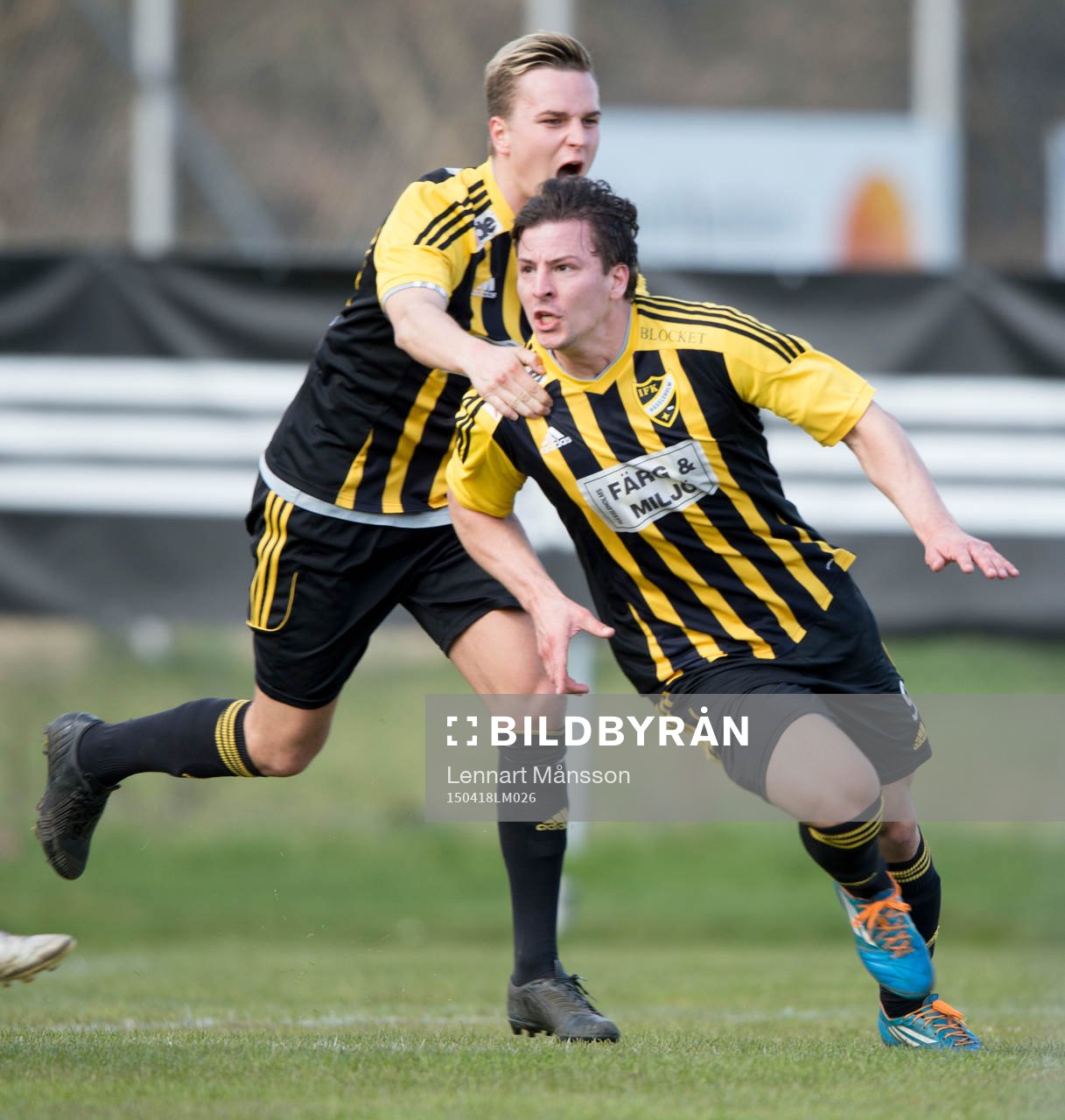 IFK Hässleholms Martin Tsilfidis har gjort 0-1 och jublar