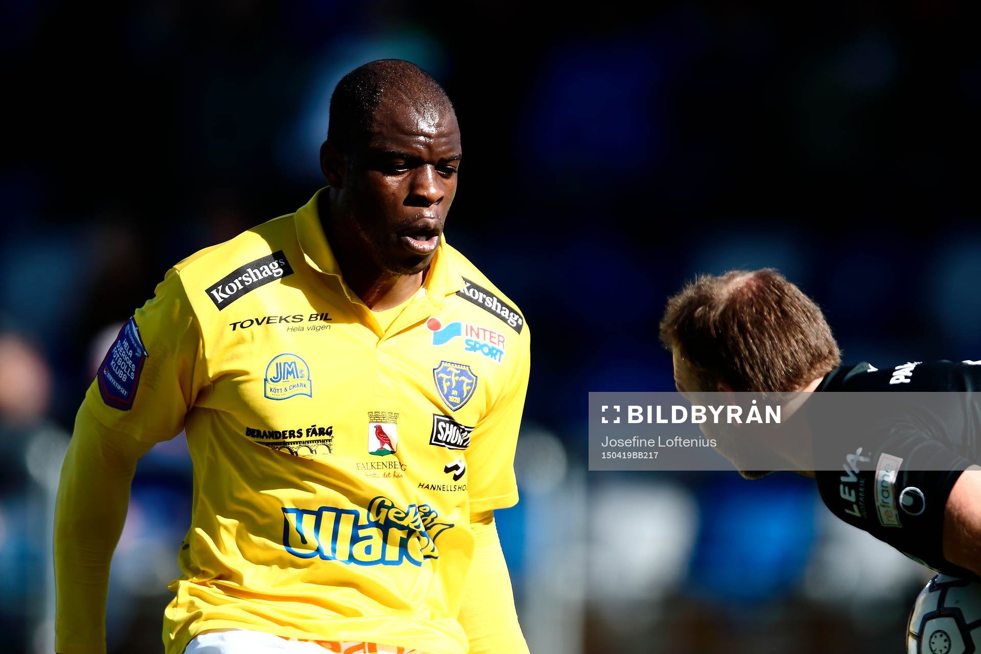 Falkenbergs Hakeem Araba och Åtvidabergs målvakt Henrik