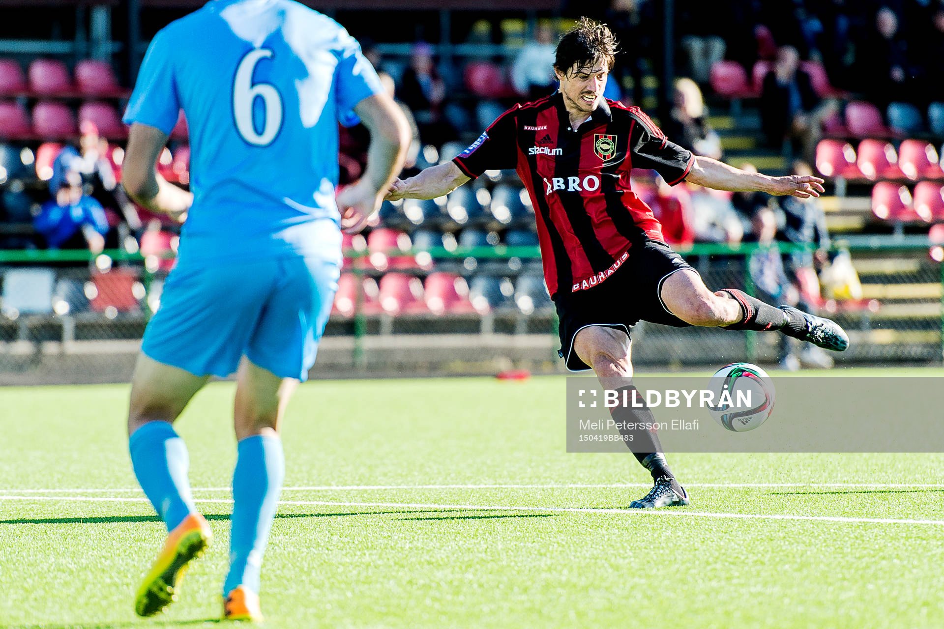 Brommapojkarnas Gabriel Petrovic gör 1-0