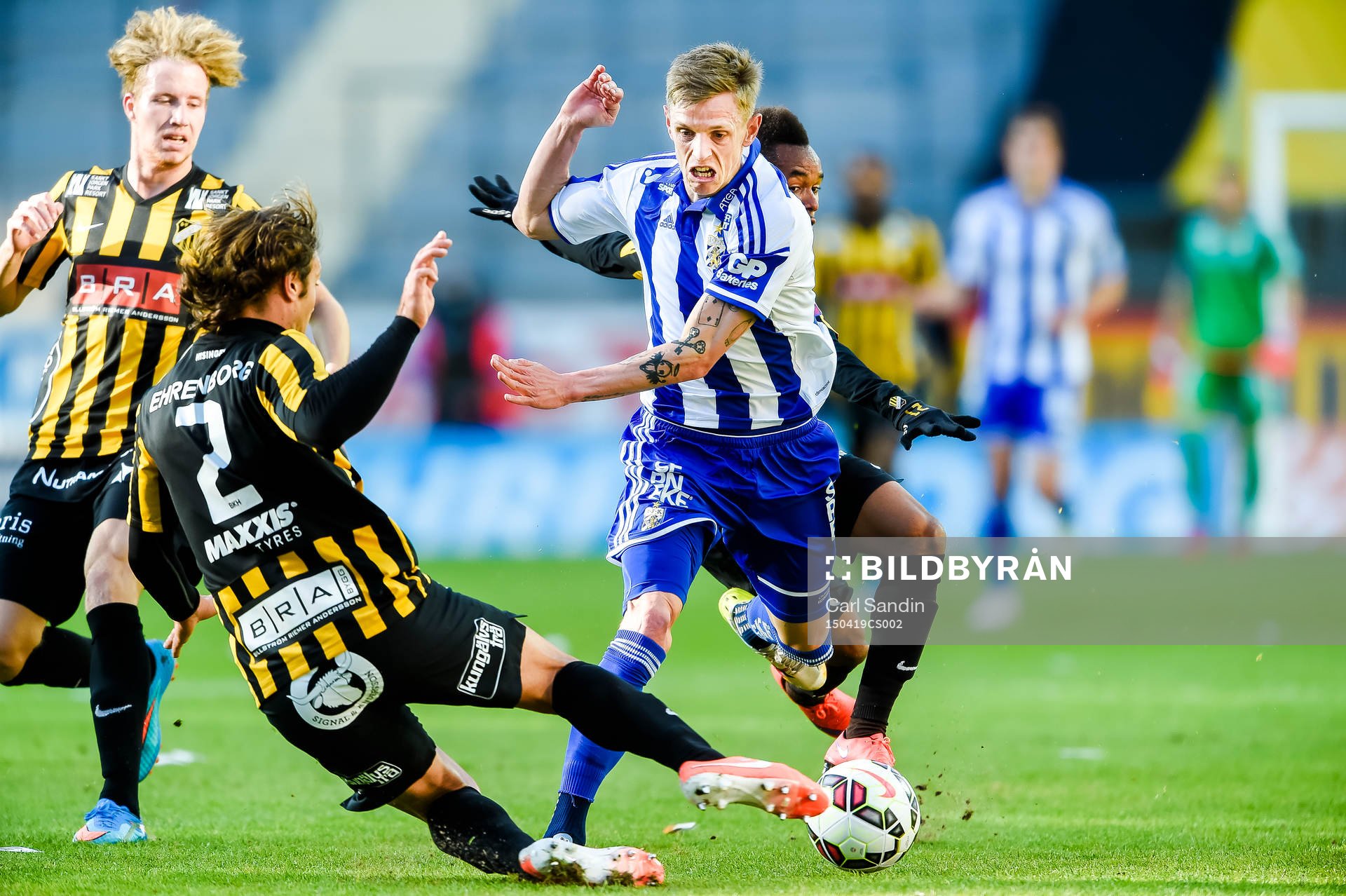 IFK Göteborgs Sören Rieks och Häckens Diego Lugano