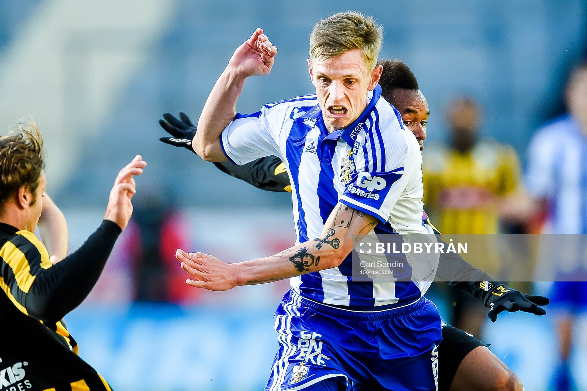 IFK Göteborgs Sören Rieks och Häckens Diego Lugano