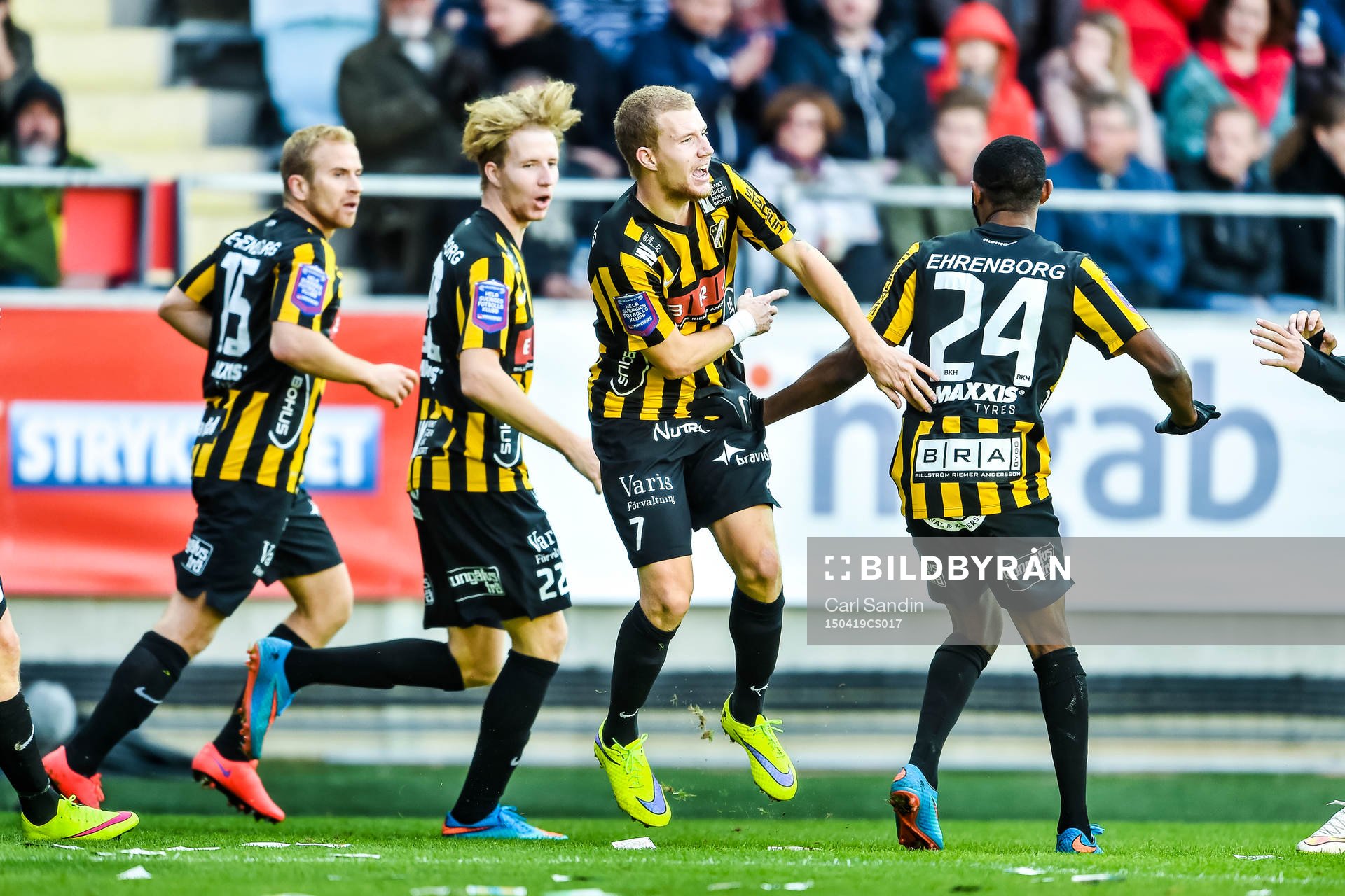 Häckens Simon Gustafson jublar
