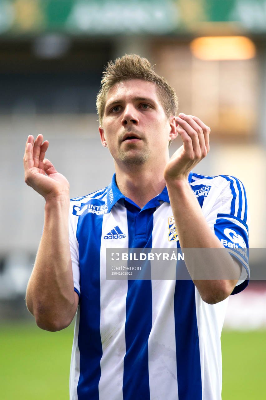 IFK Göteborgs Mikael Boman tackar publiken