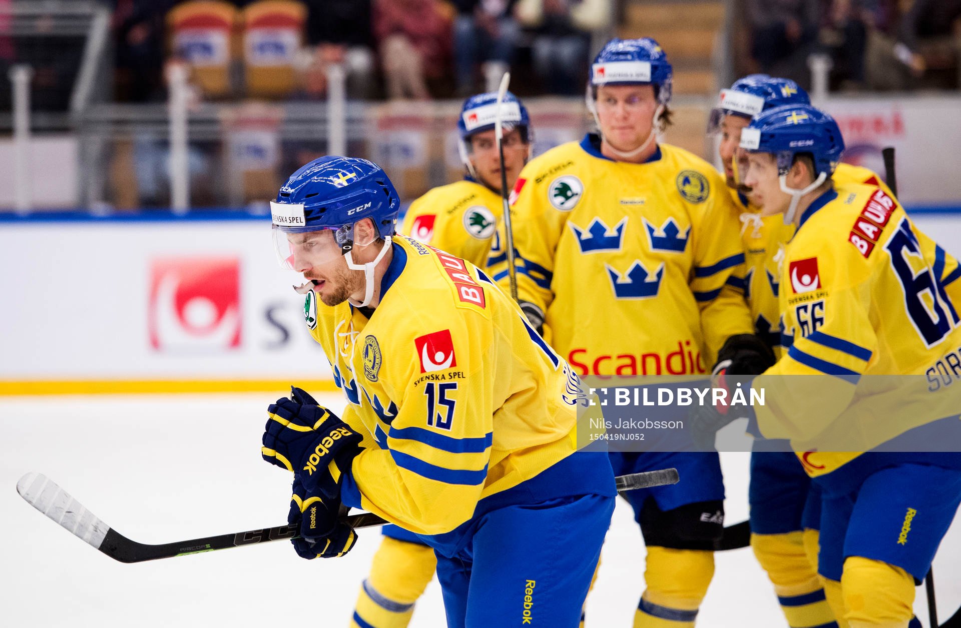 Sveriges Mattias Sjögren jublar