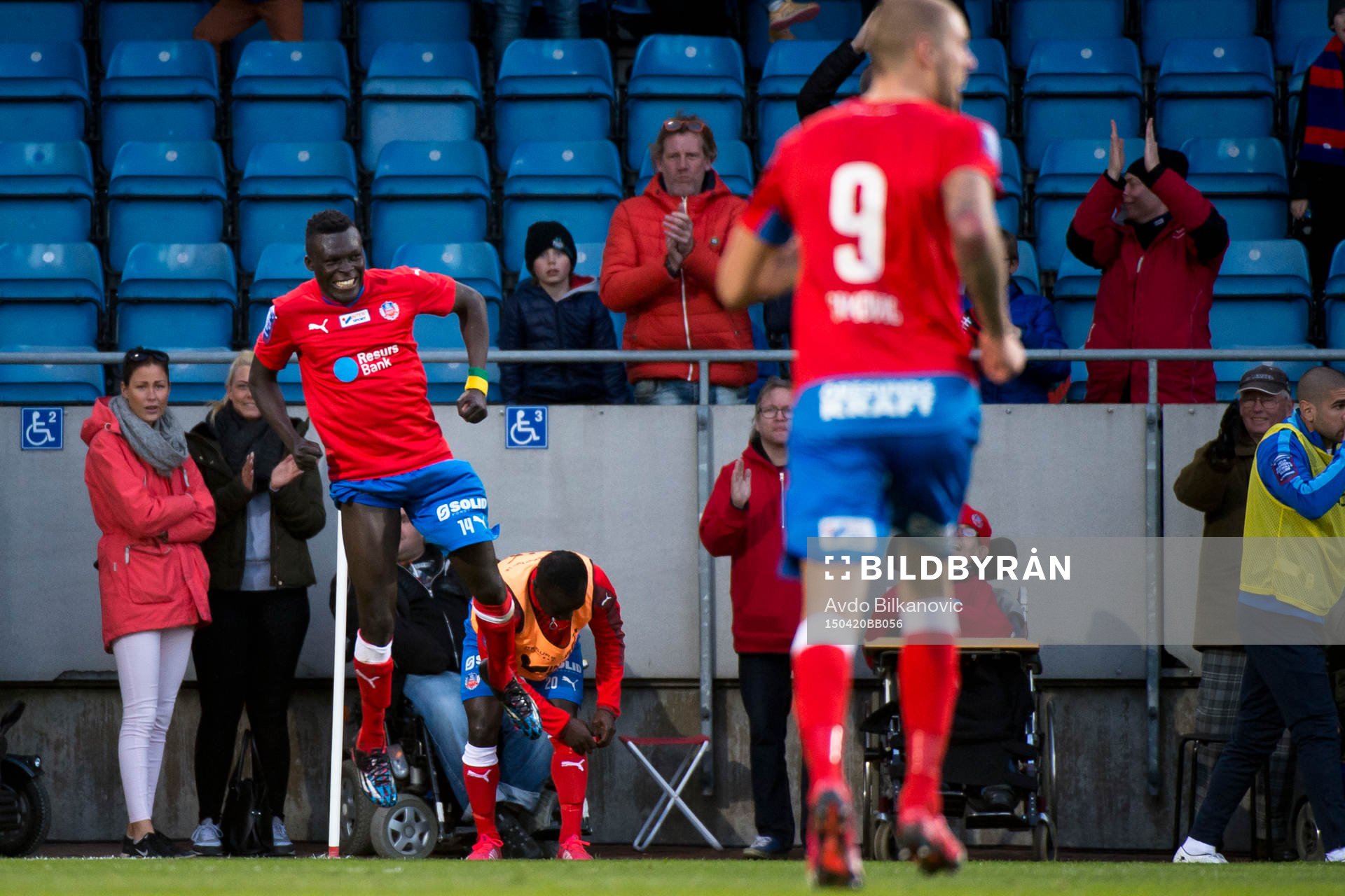 Helsingborgs Lalawélé Atakora jublar