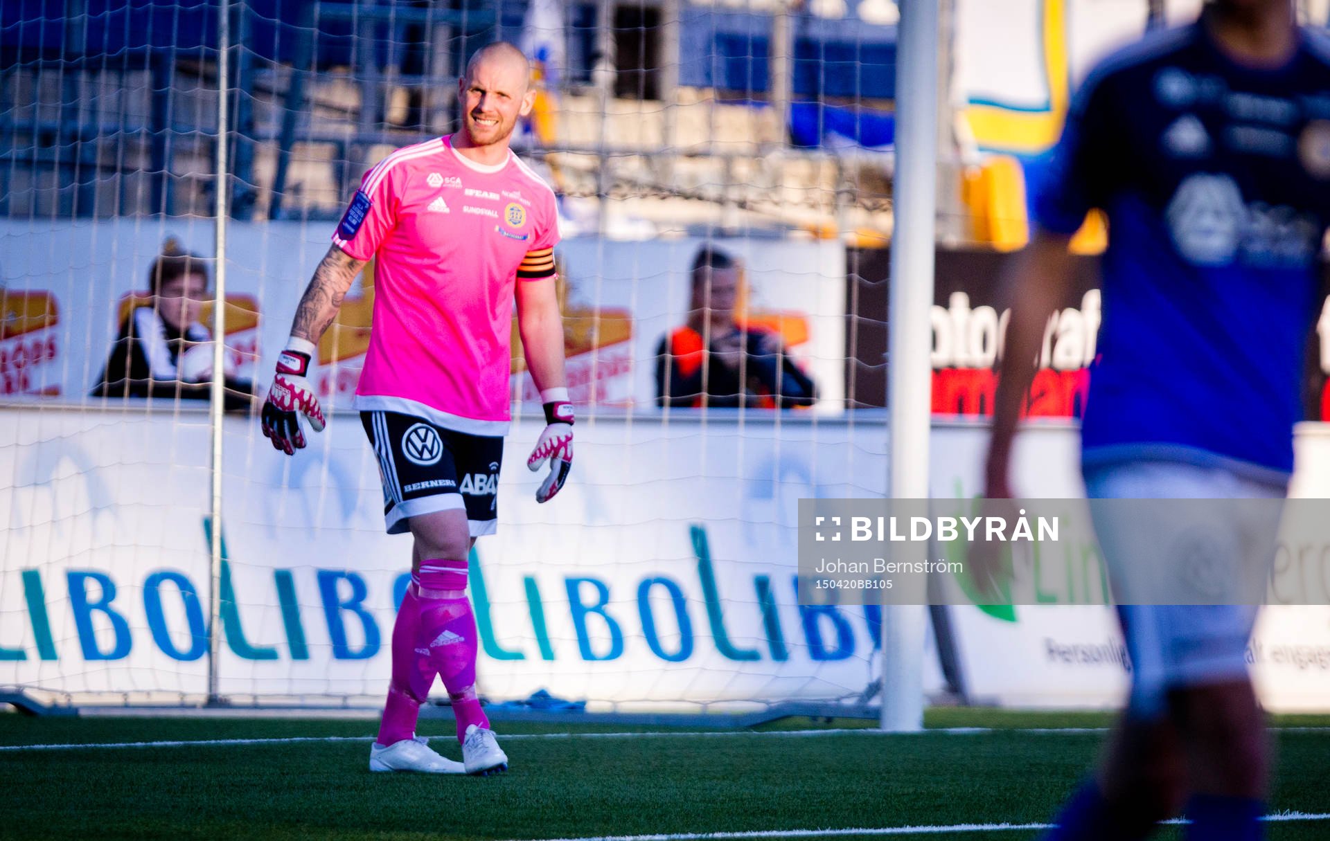 Sundsvalls målvakt Tommy Naurin under fotbollsmatchen i Allsvenskan mellan Örebro SK och GIF Sundsvall den 20 april 2015 i Örebro.