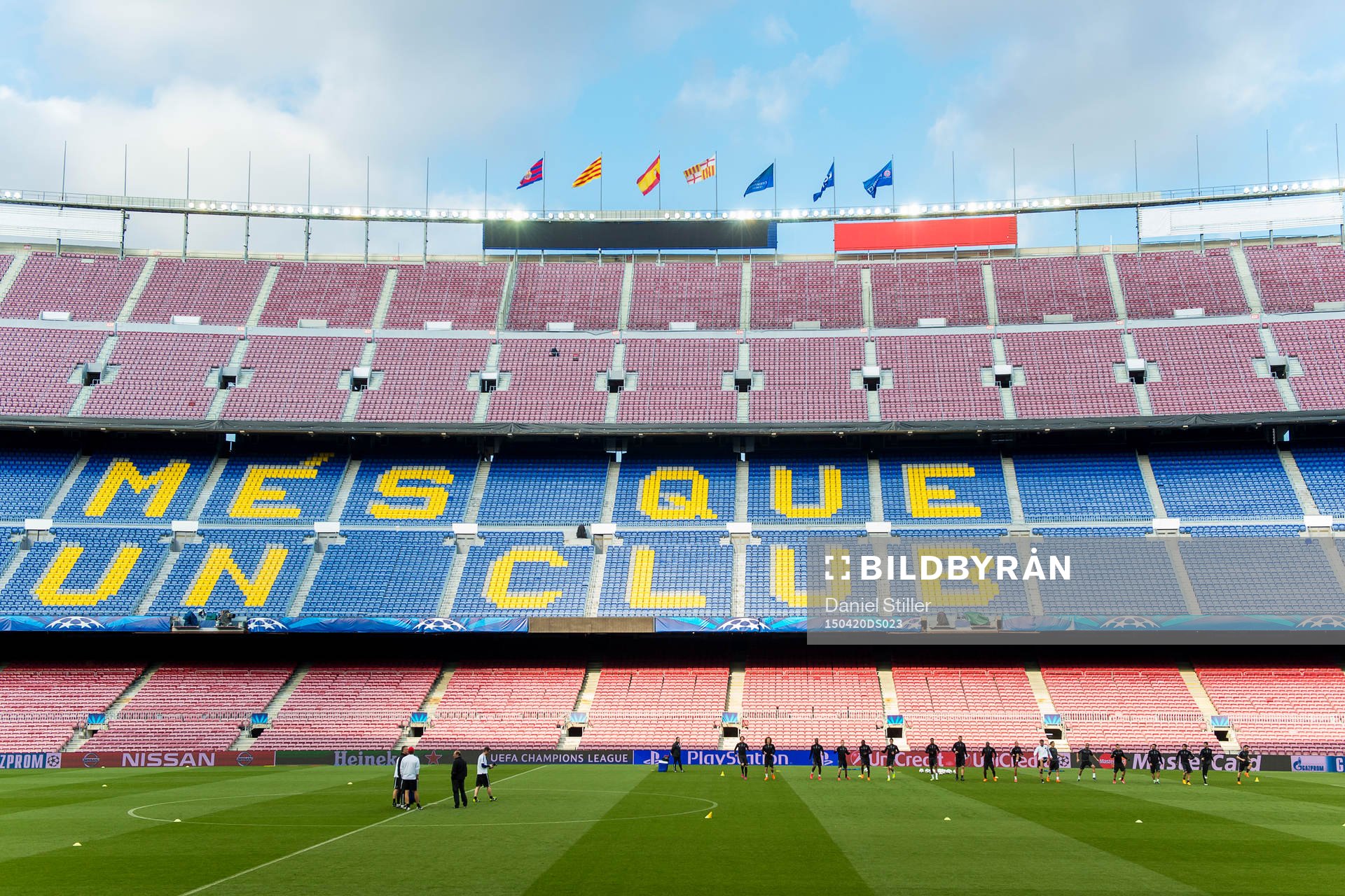 PSG på Camp Nou under en träning inför fotbollsmatchen i Champions League mellan Barcelona och Paris Saint Germain den 20 april 2015 i Barcelona.